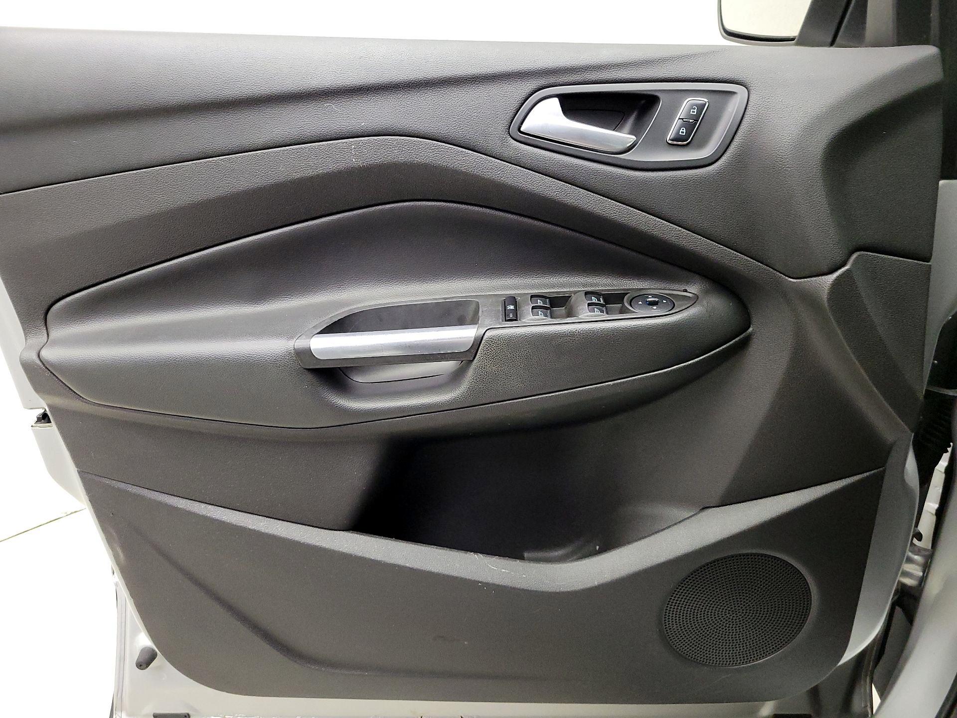 Thumbnail: 2015 Ford Escape - 12