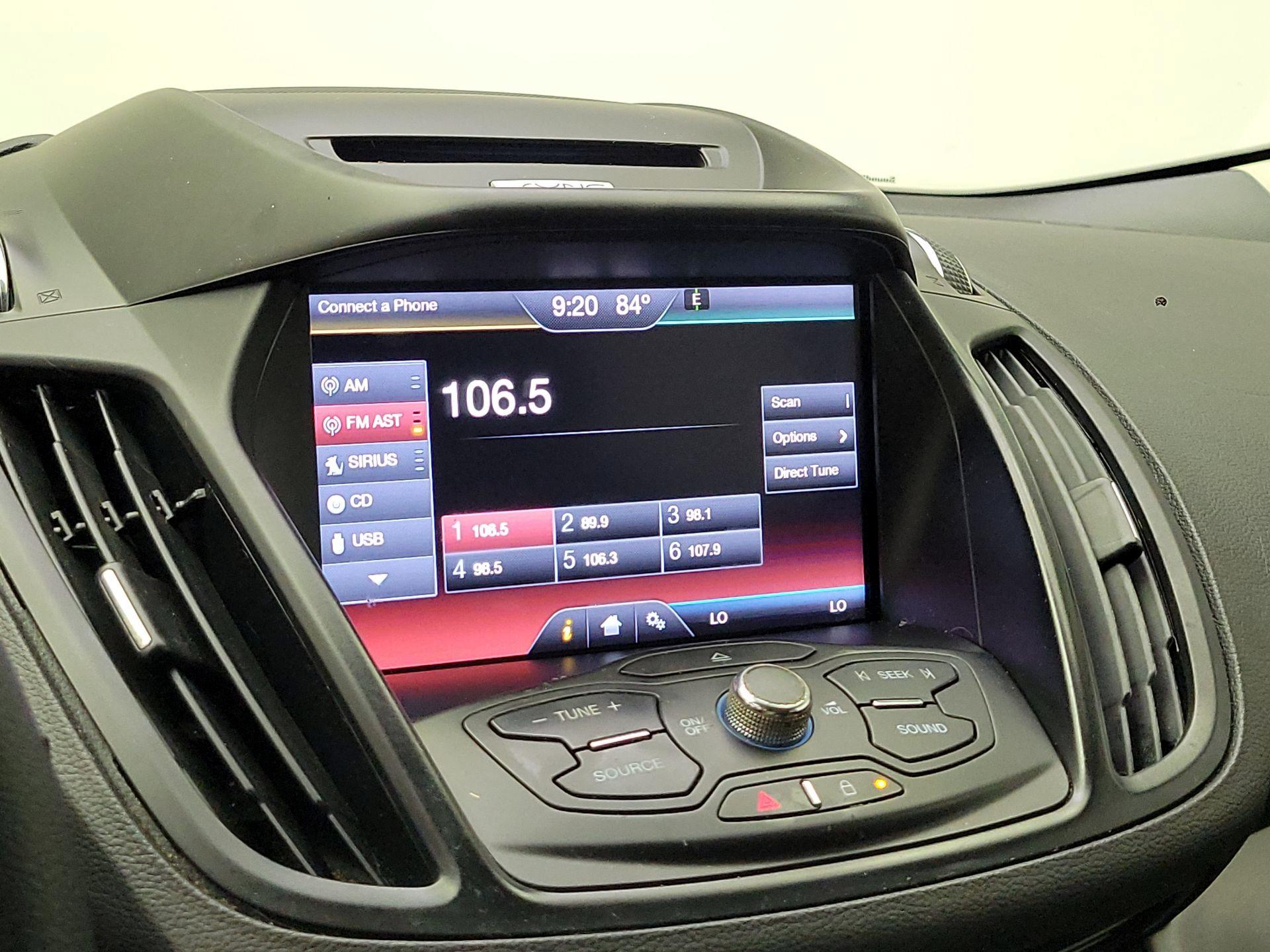 Thumbnail: 2015 Ford Escape - 16