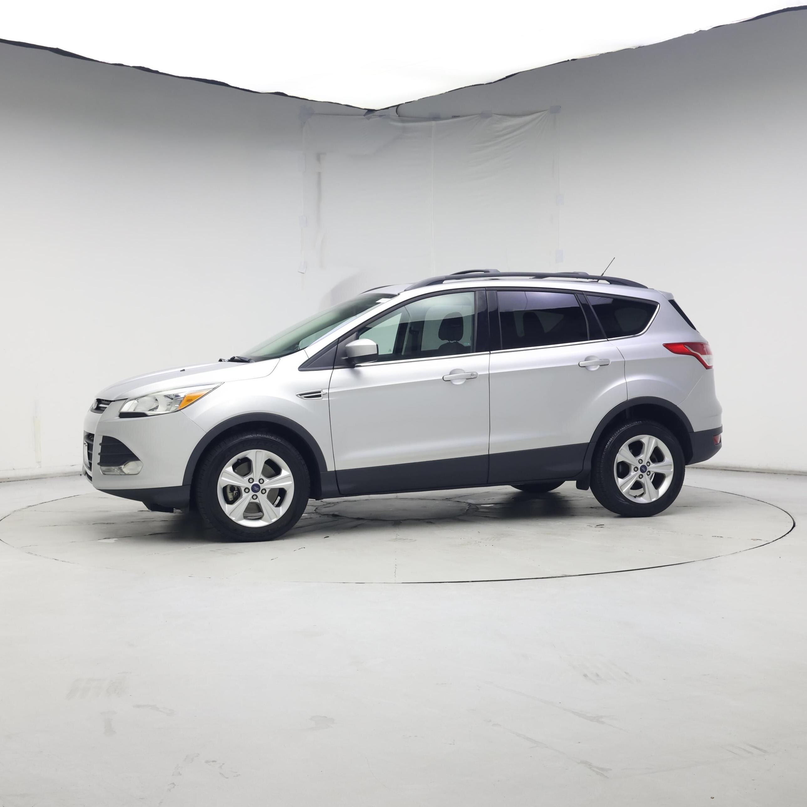 Thumbnail: 2015 Ford Escape - 3