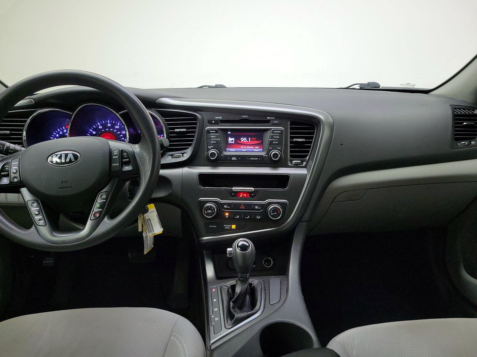 Thumbnail: 2013 Kia Optima - 9