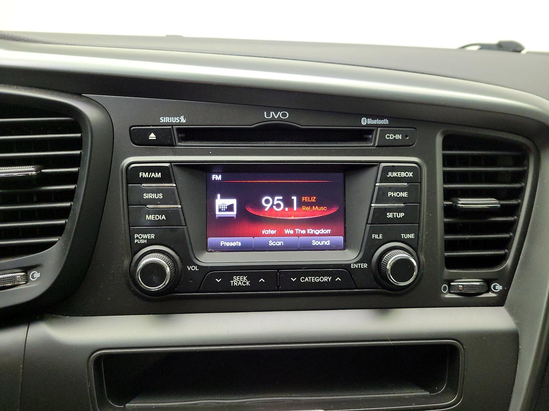 Thumbnail: 2013 Kia Optima - 15