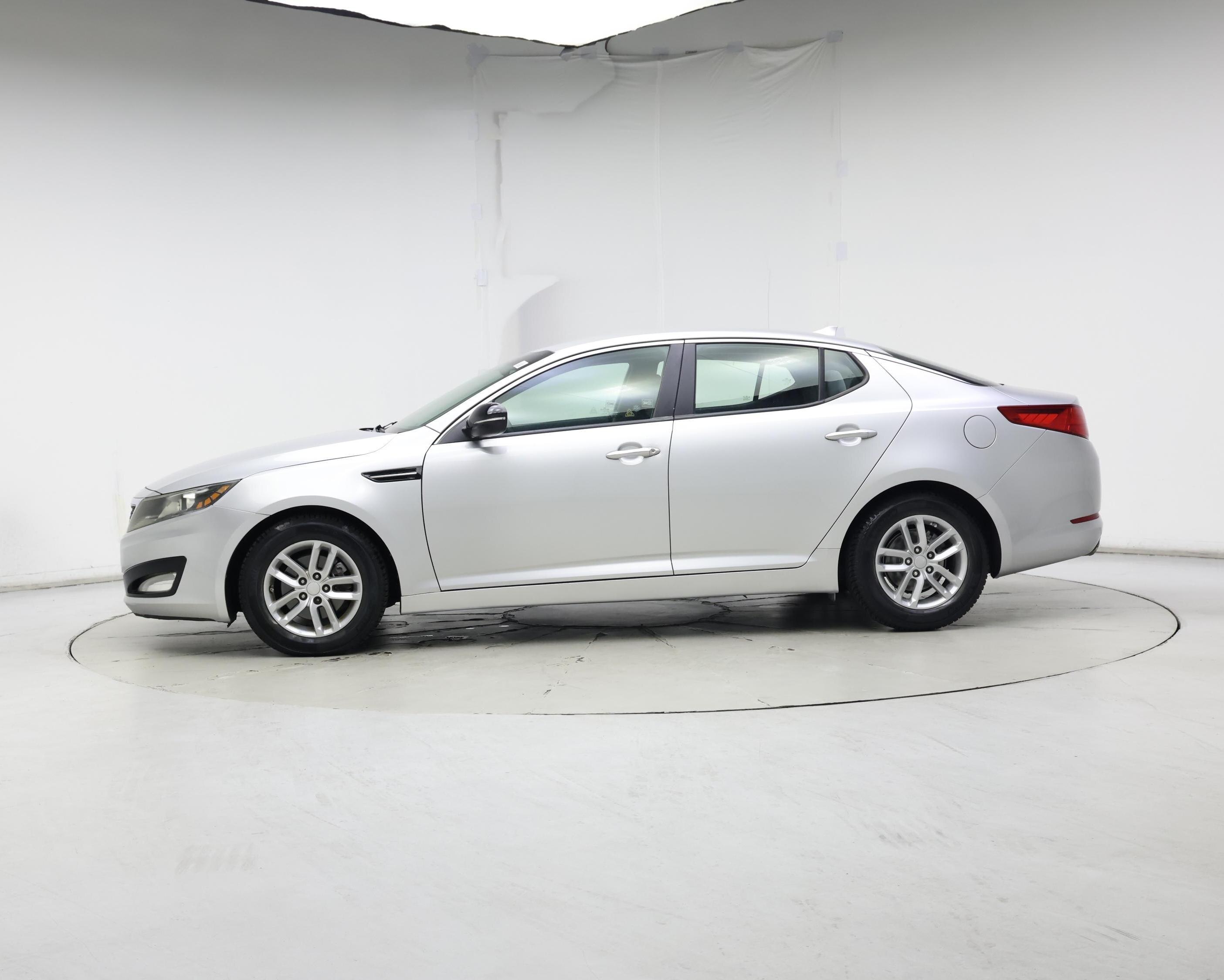 Thumbnail: 2013 Kia Optima - 3