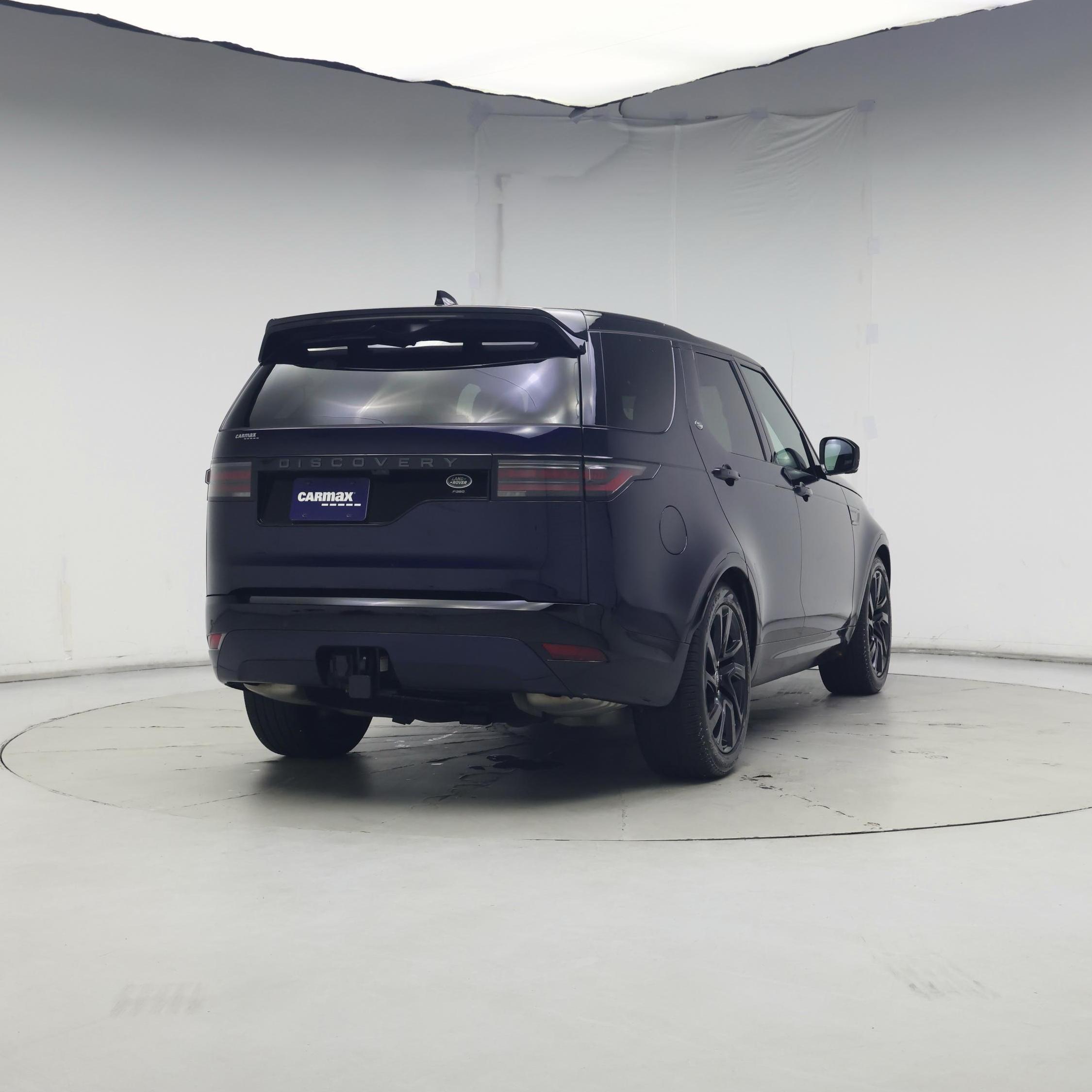 Thumbnail: 2023 Land Rover Discovery - 8