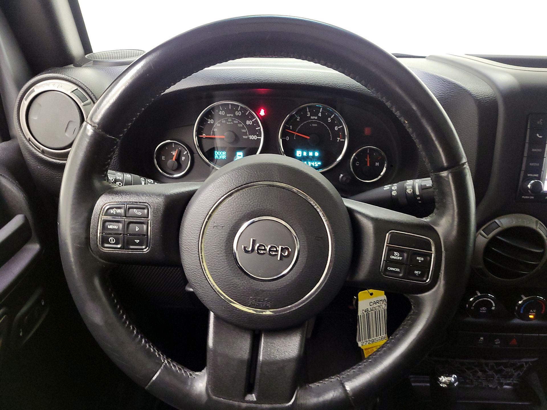 Thumbnail: 2015 Jeep Wrangler - 10
