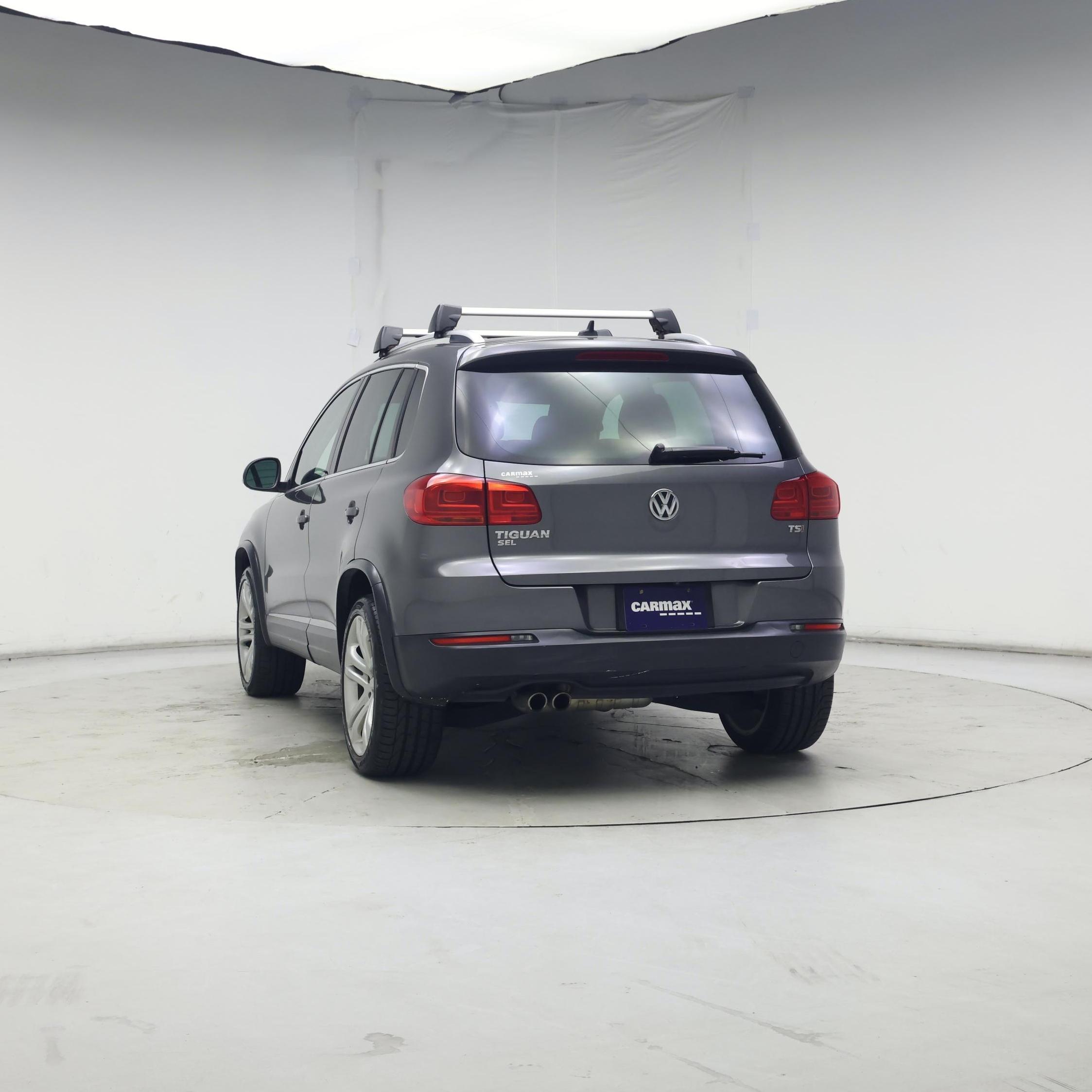 Thumbnail: 2016 Volkswagen Tiguan - 6