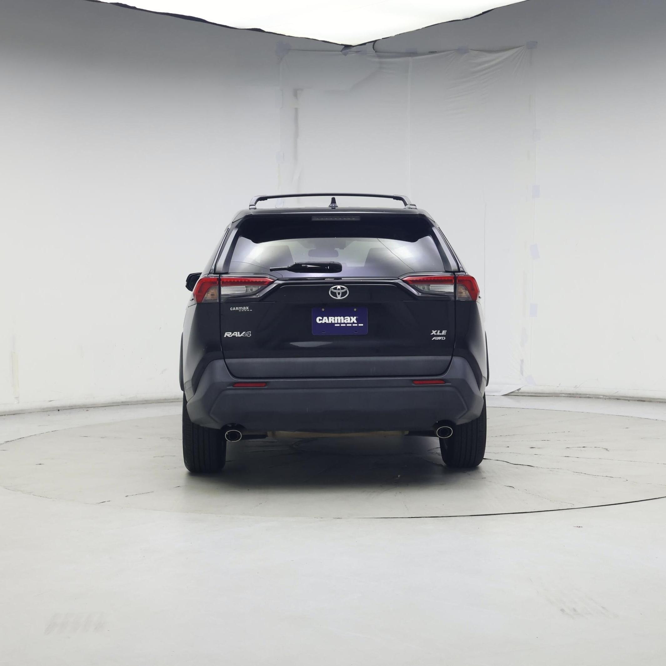 Thumbnail: 2021 Toyota RAV4 - 6