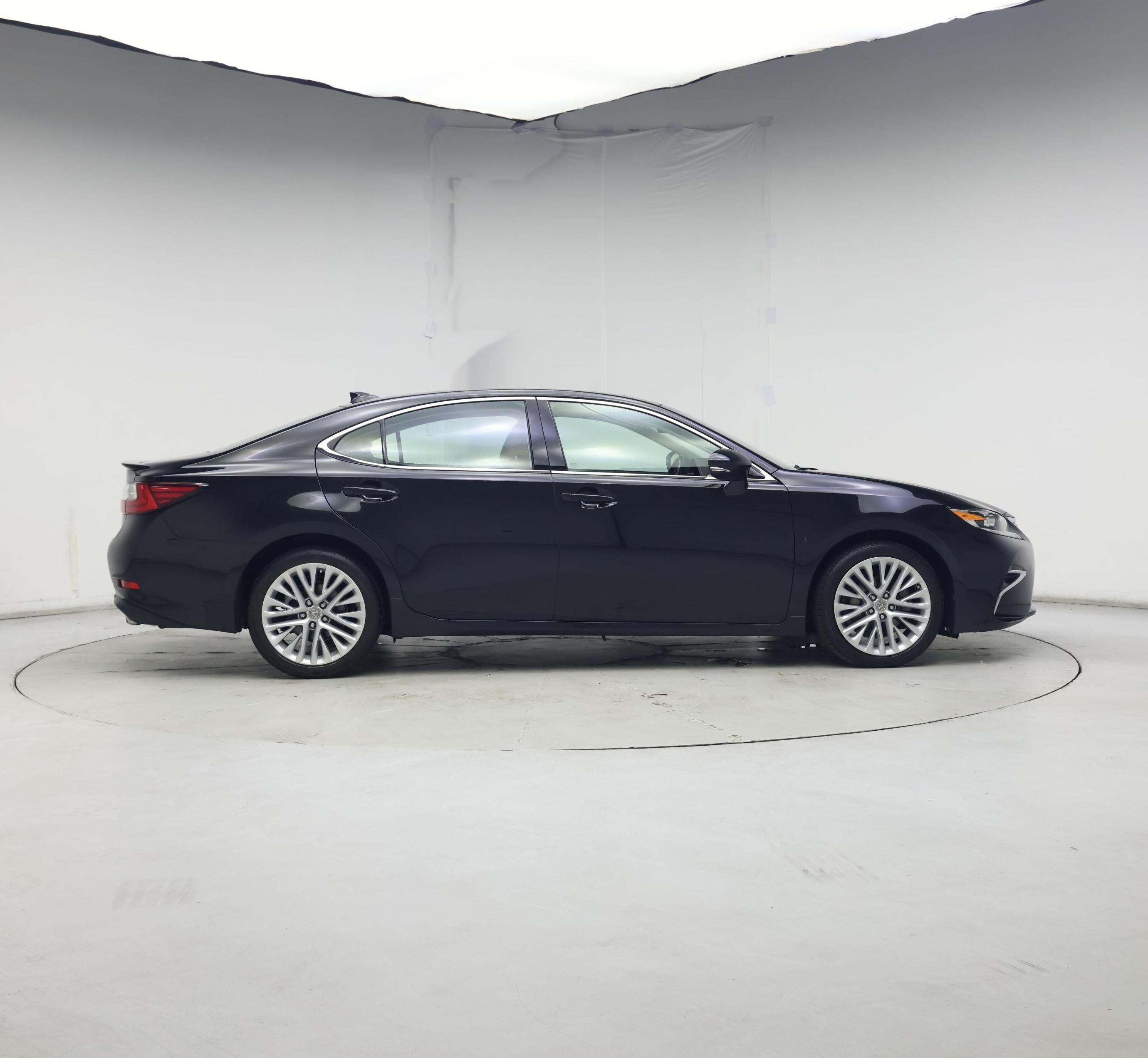 Thumbnail: 2018 Lexus ES - 7