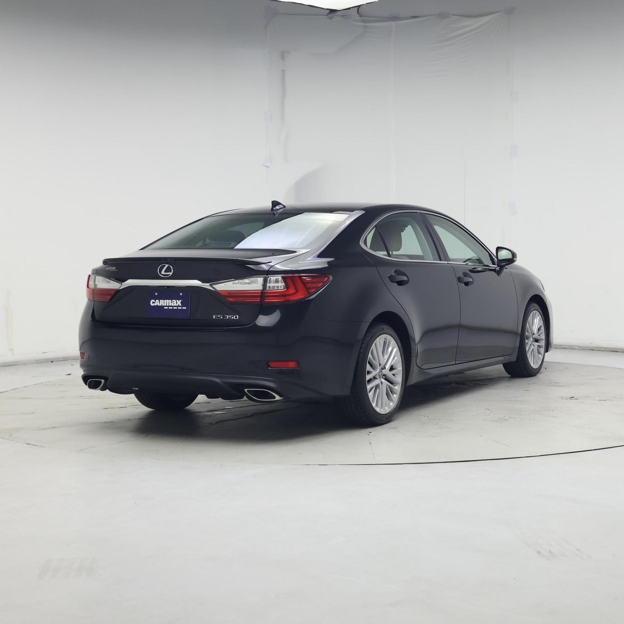 Thumbnail: 2018 Lexus ES - 8