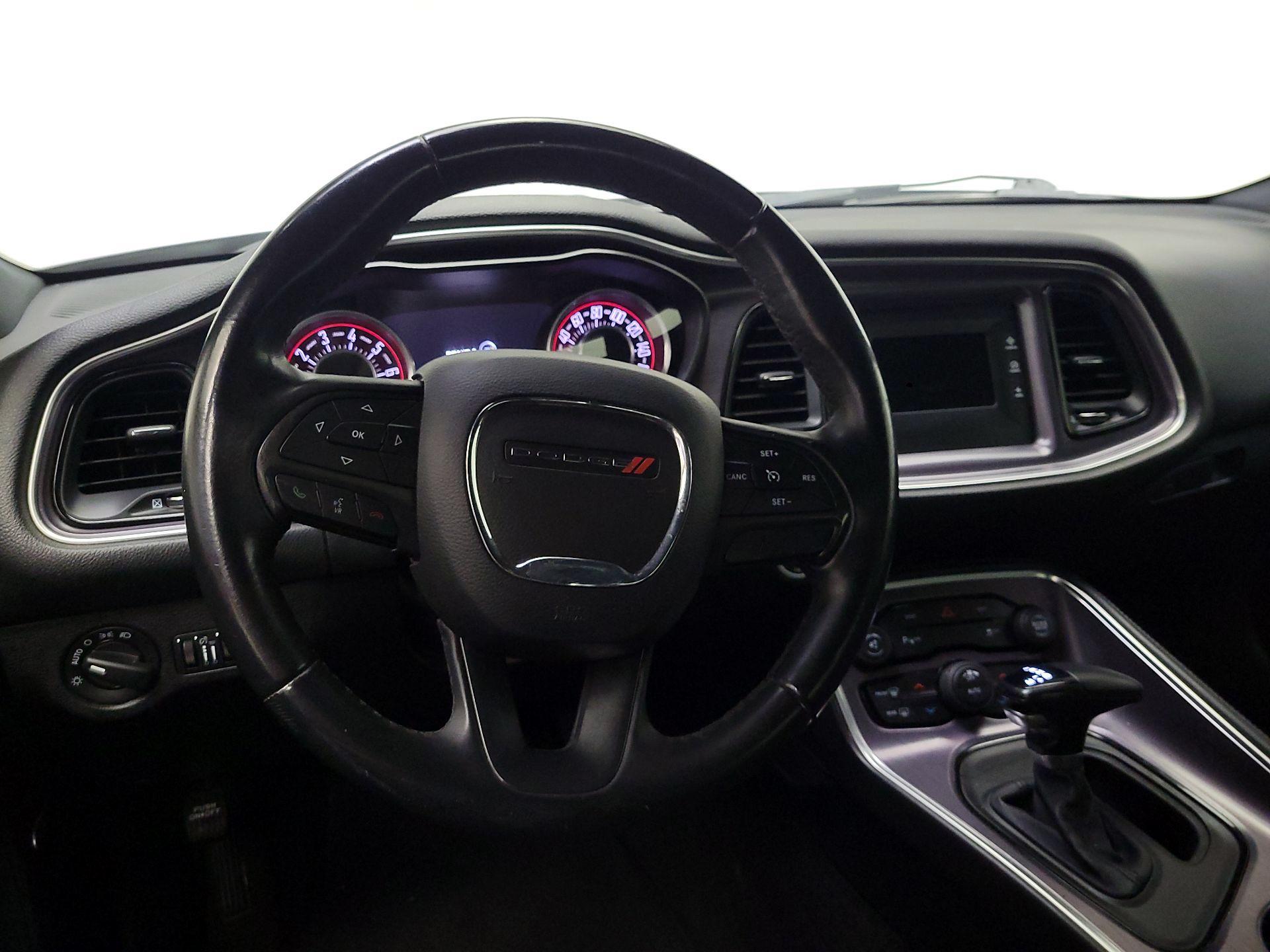 Thumbnail: 2016 Dodge Challenger - 10