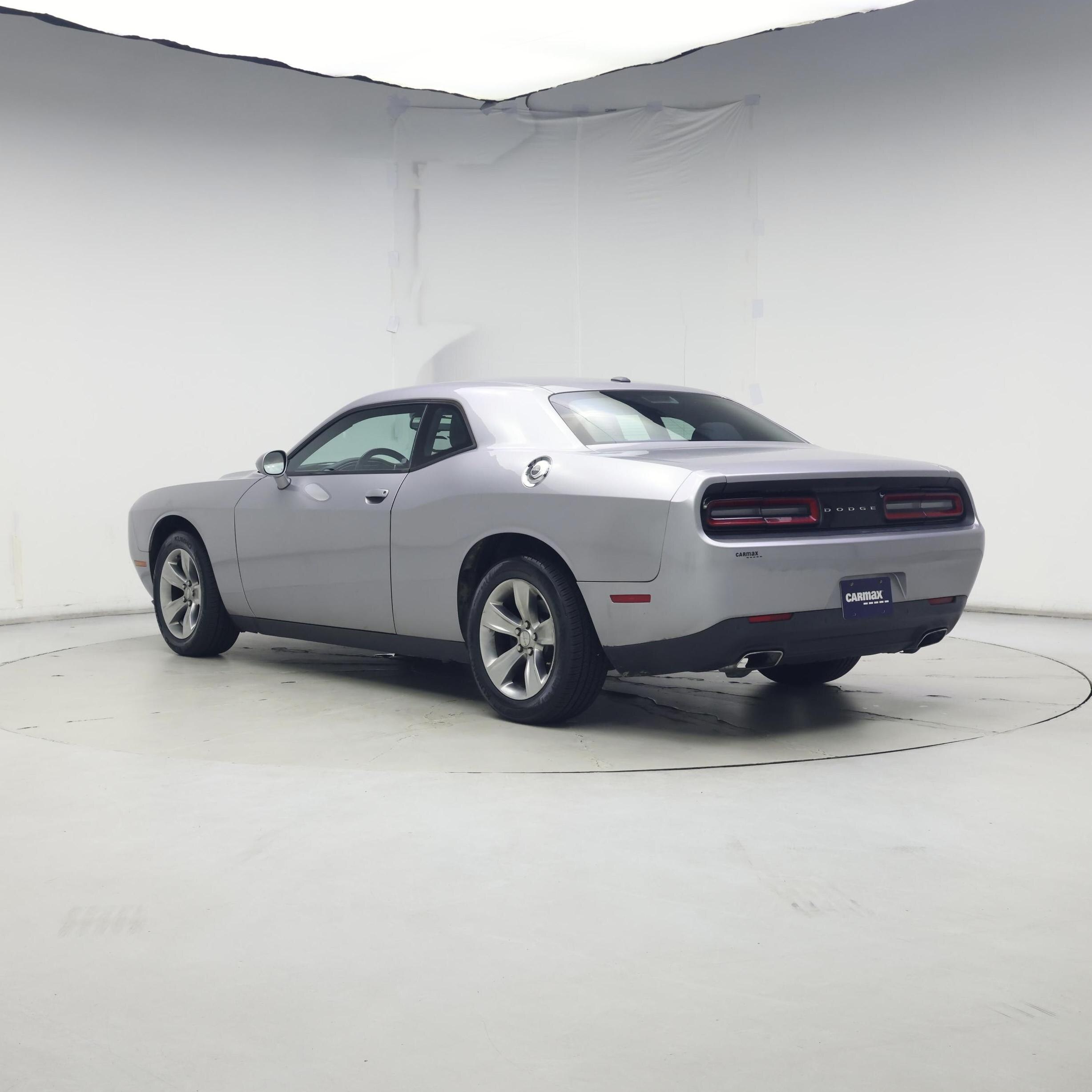 Thumbnail: 2016 Dodge Challenger - 2