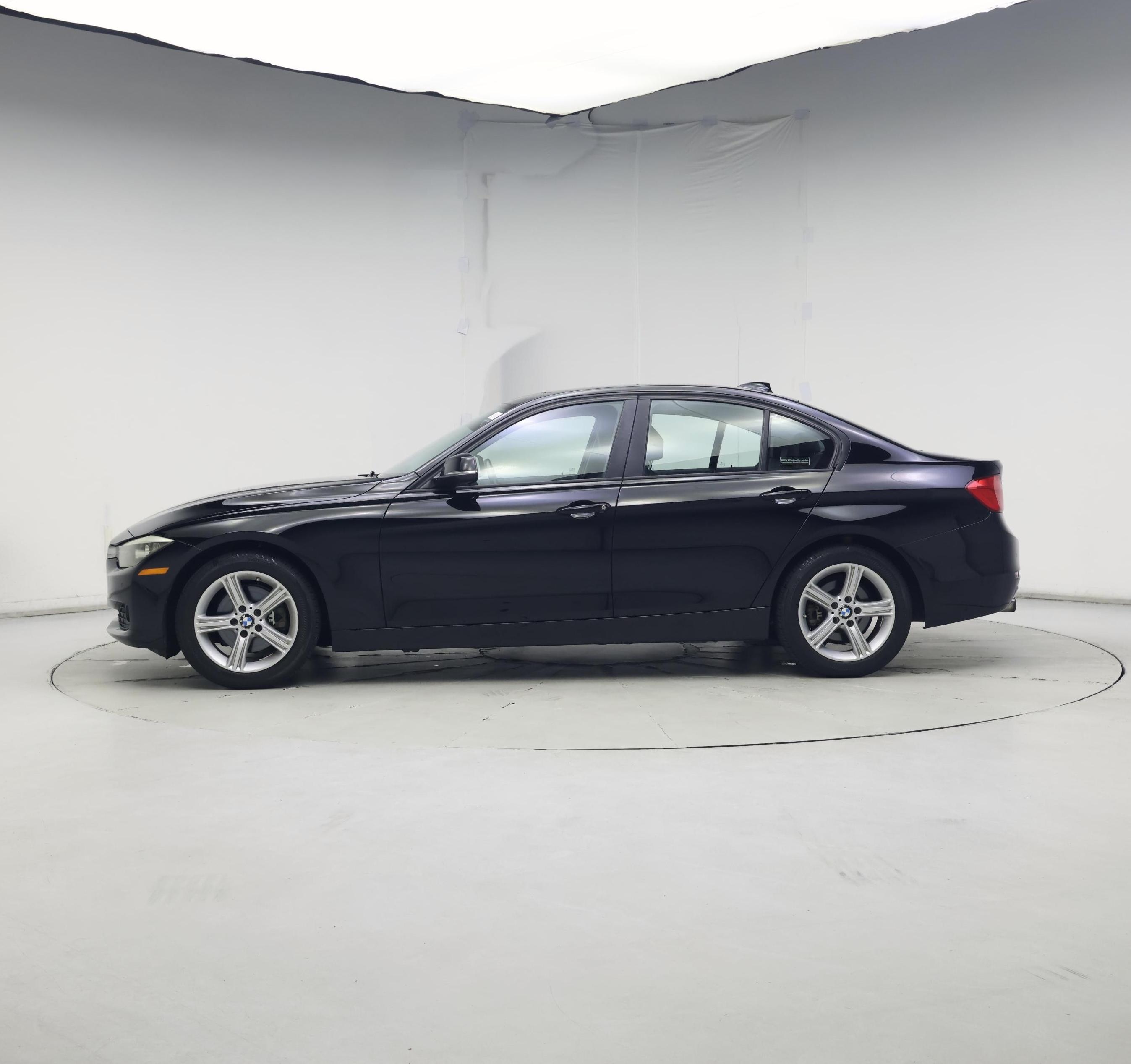 Thumbnail: 2013 BMW 3 Series - 3