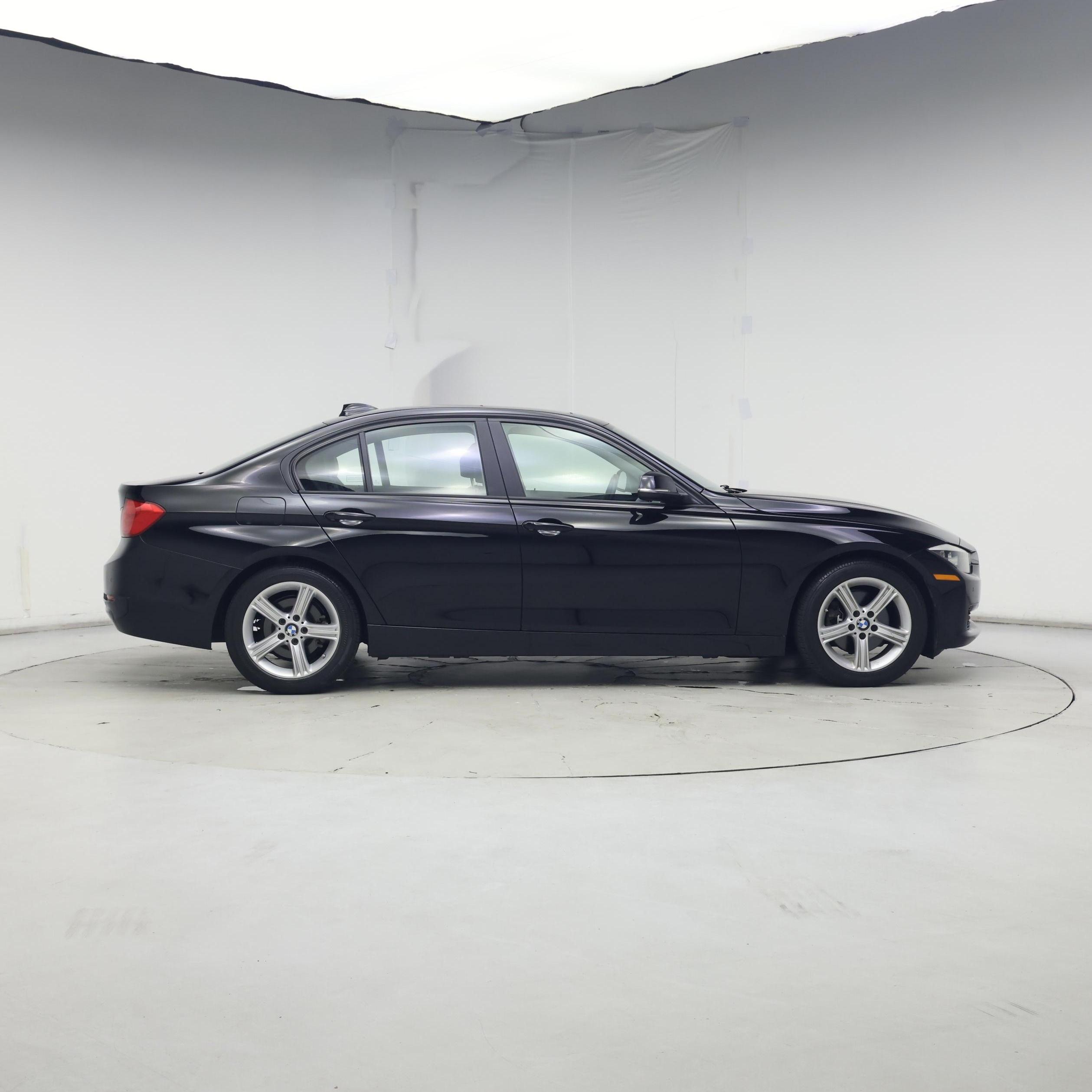 Thumbnail: 2013 BMW 3 Series - 7