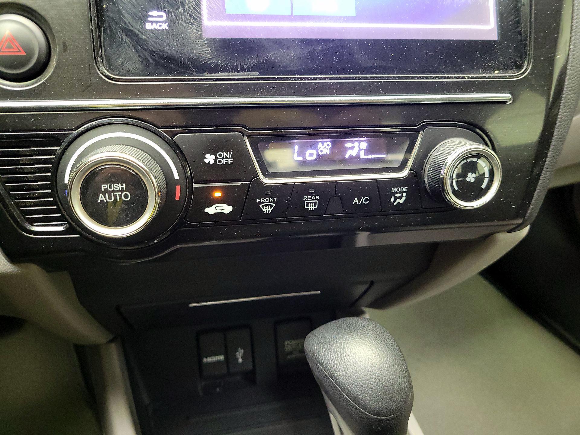 Thumbnail: 2015 Honda Civic - 16