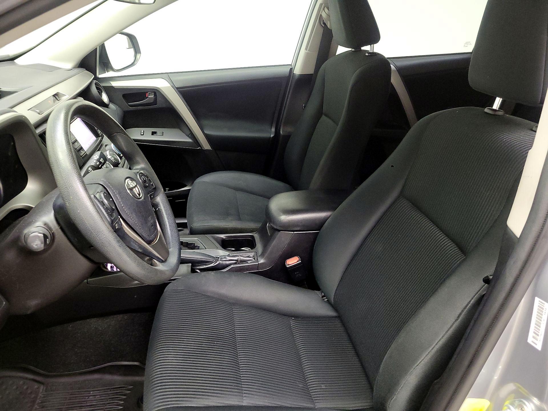 Thumbnail: 2017 Toyota RAV4 - 11