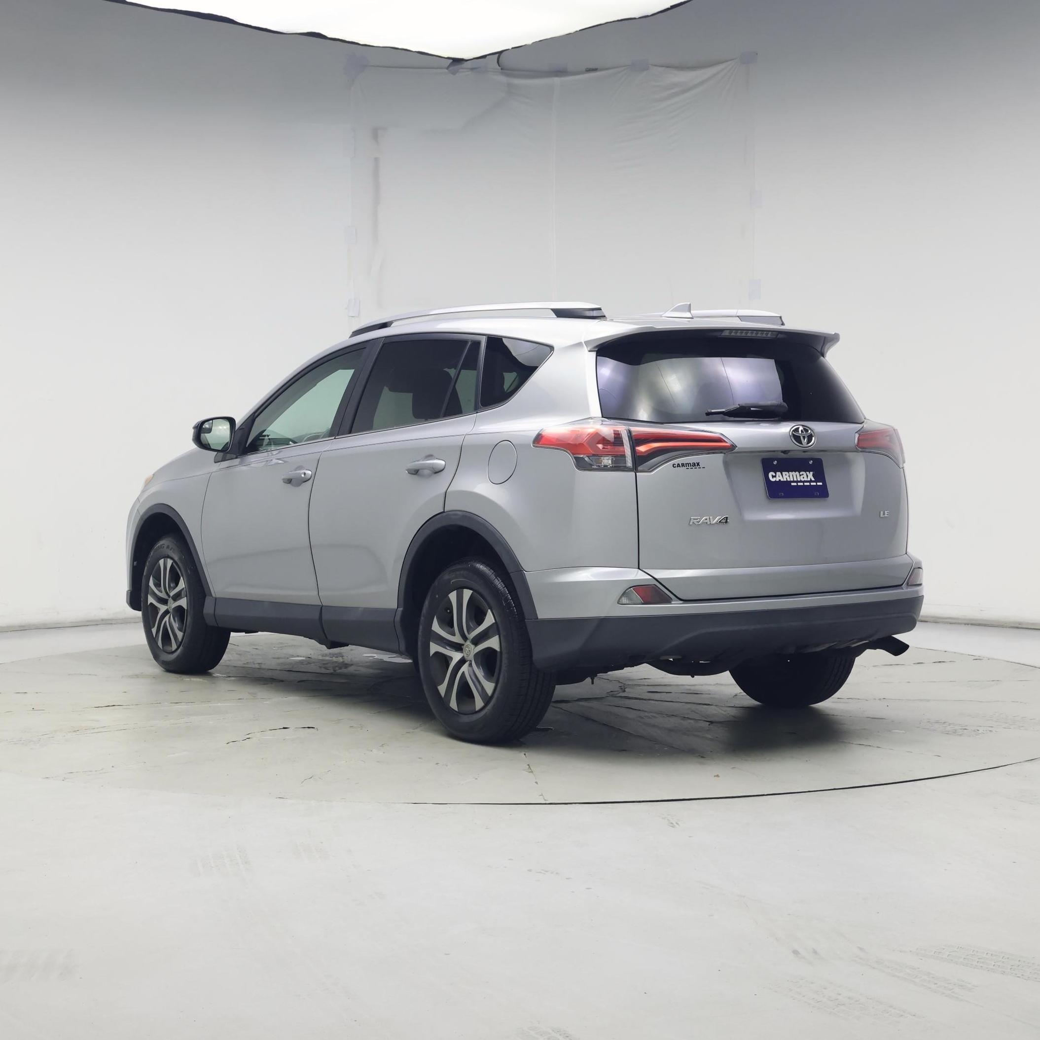 Thumbnail: 2017 Toyota RAV4 - 2