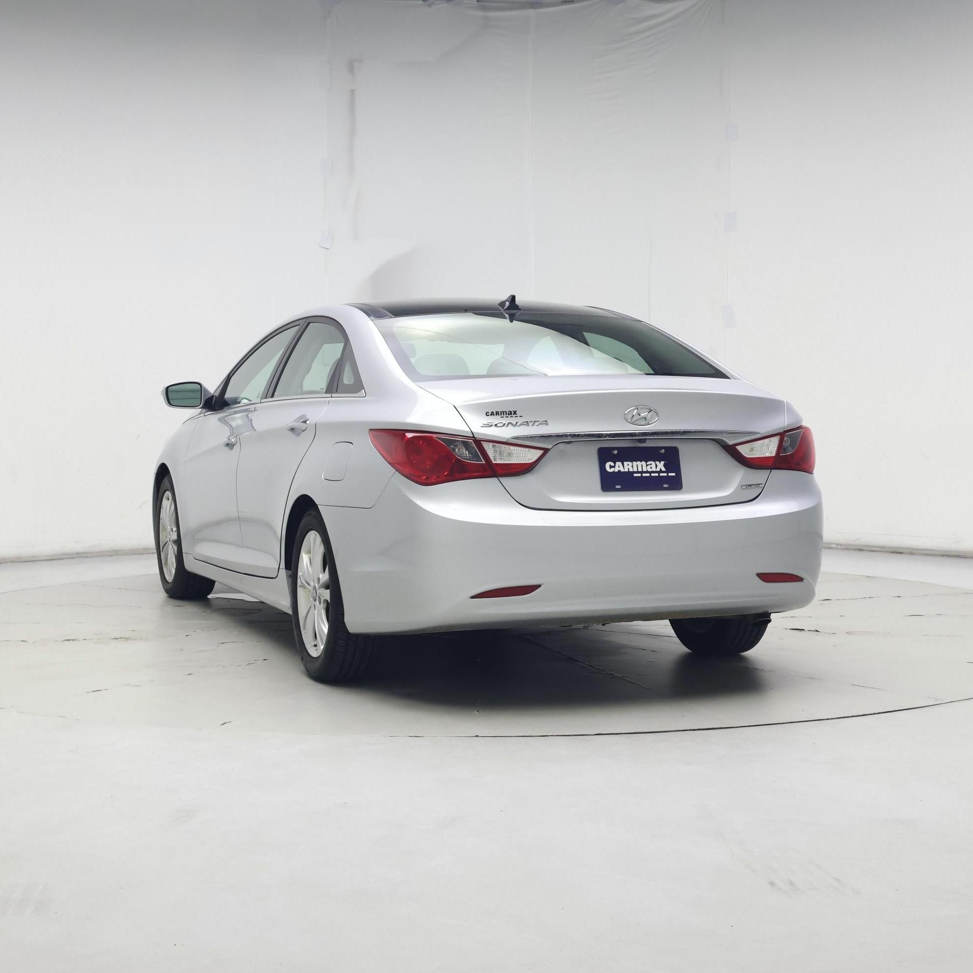 Thumbnail: 2013 Hyundai Sonata - 6