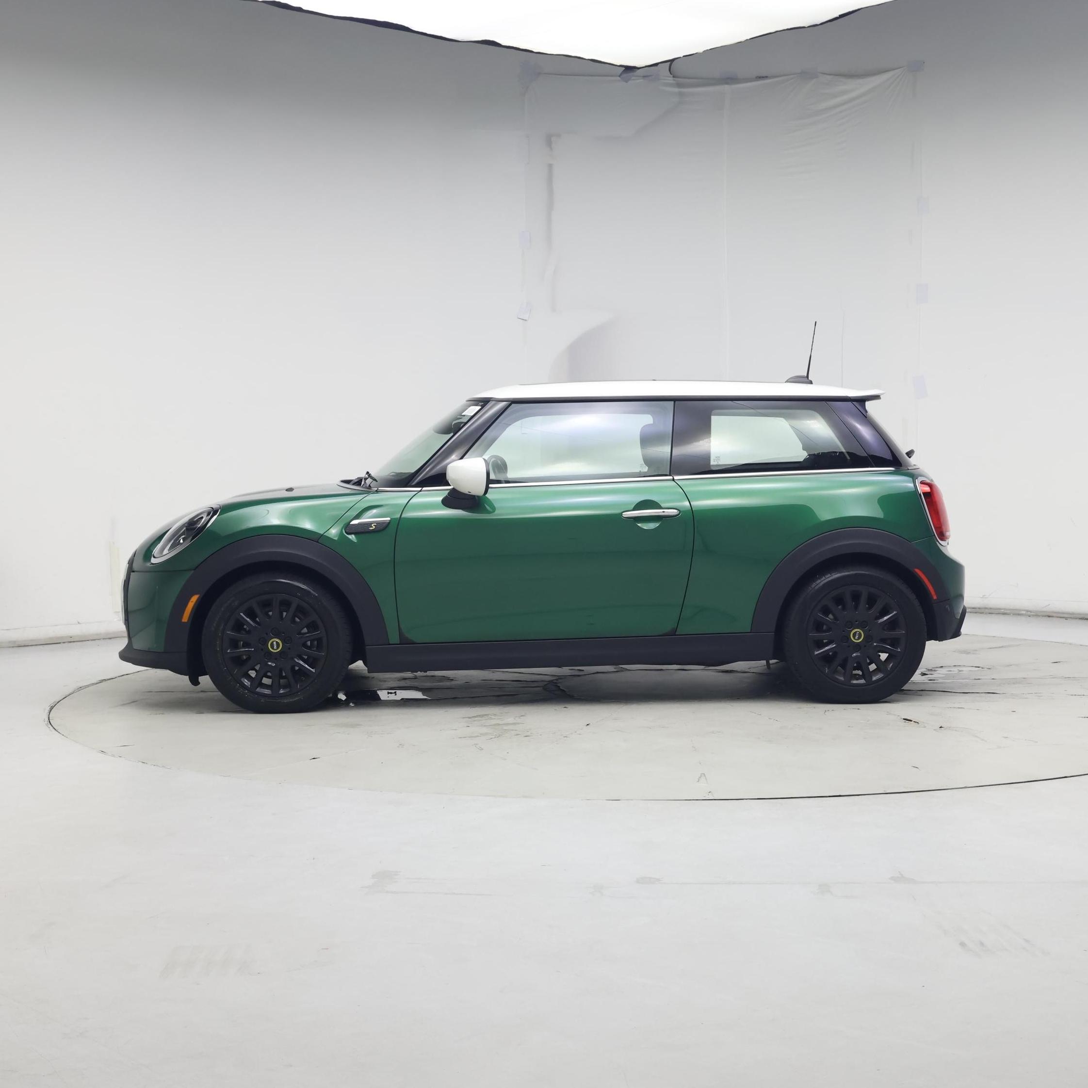 Thumbnail: 2023 MINI Cooper Hardtop - 3