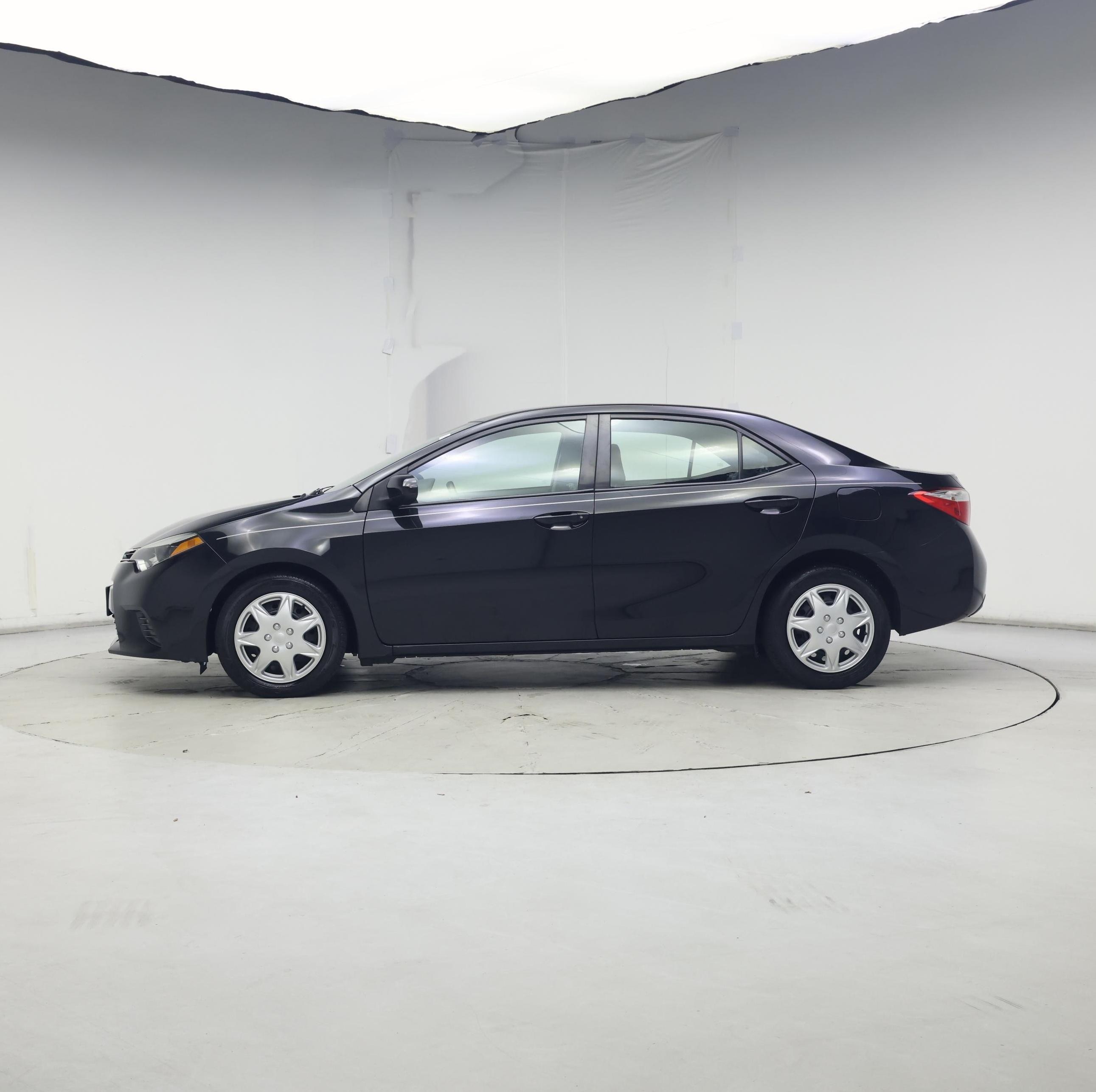 Thumbnail: 2016 Toyota Corolla - 3