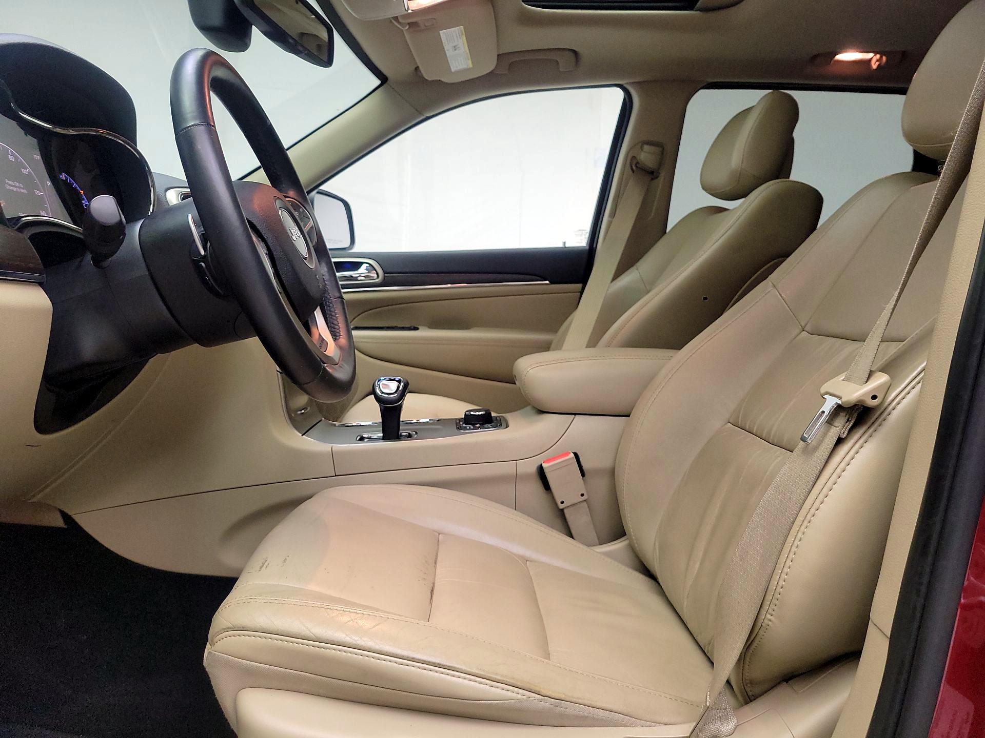 Thumbnail: 2014 Jeep Grand Cherokee - 11