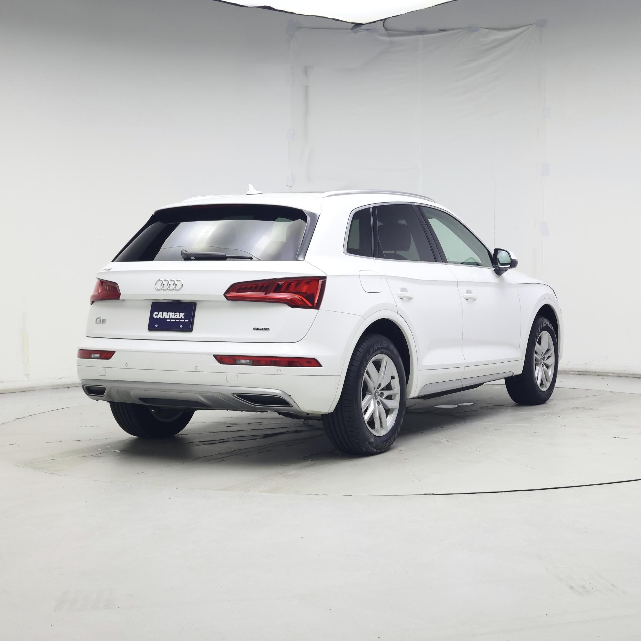 Thumbnail: 2020 Audi Q5 - 8
