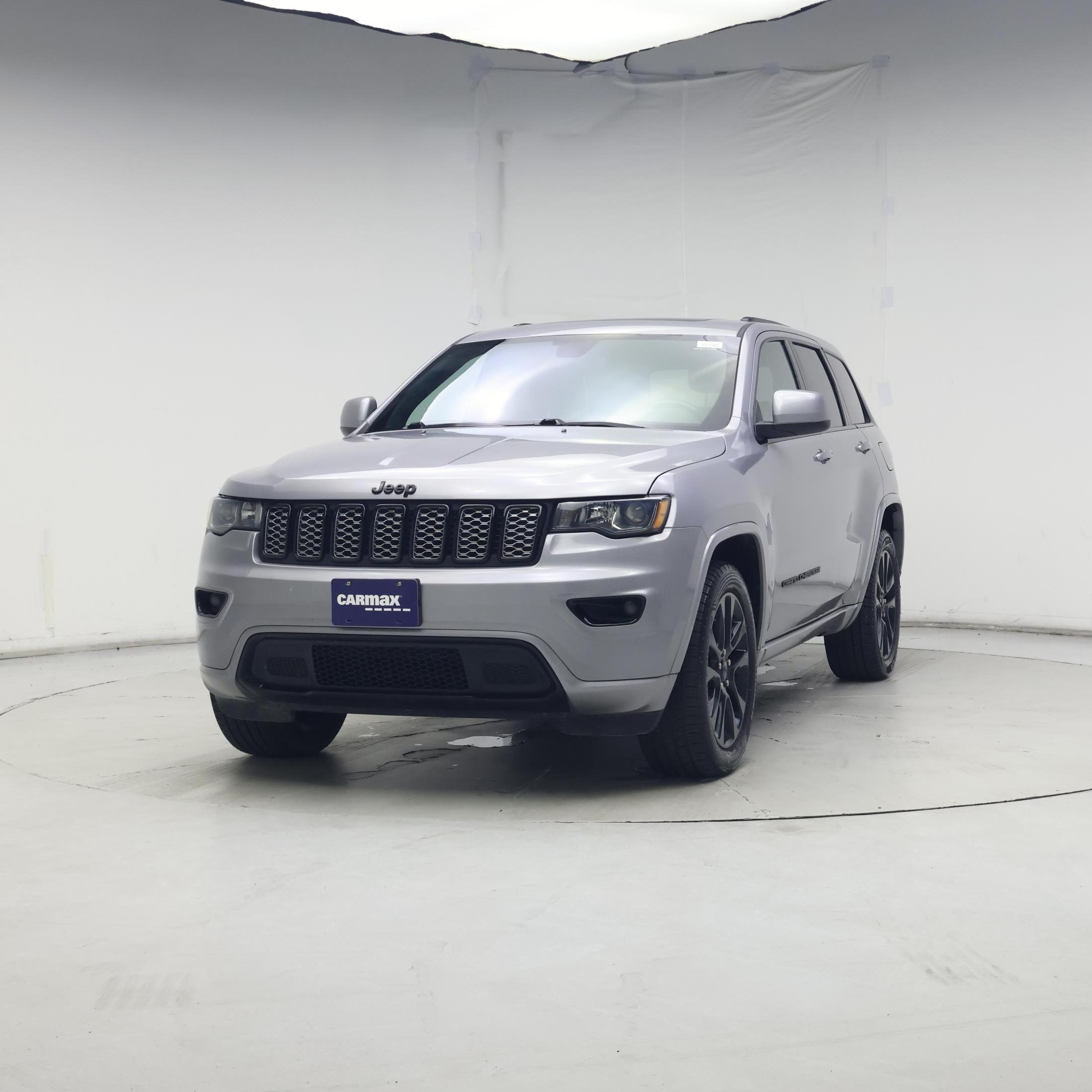Thumbnail: 2019 Jeep Grand Cherokee - 4
