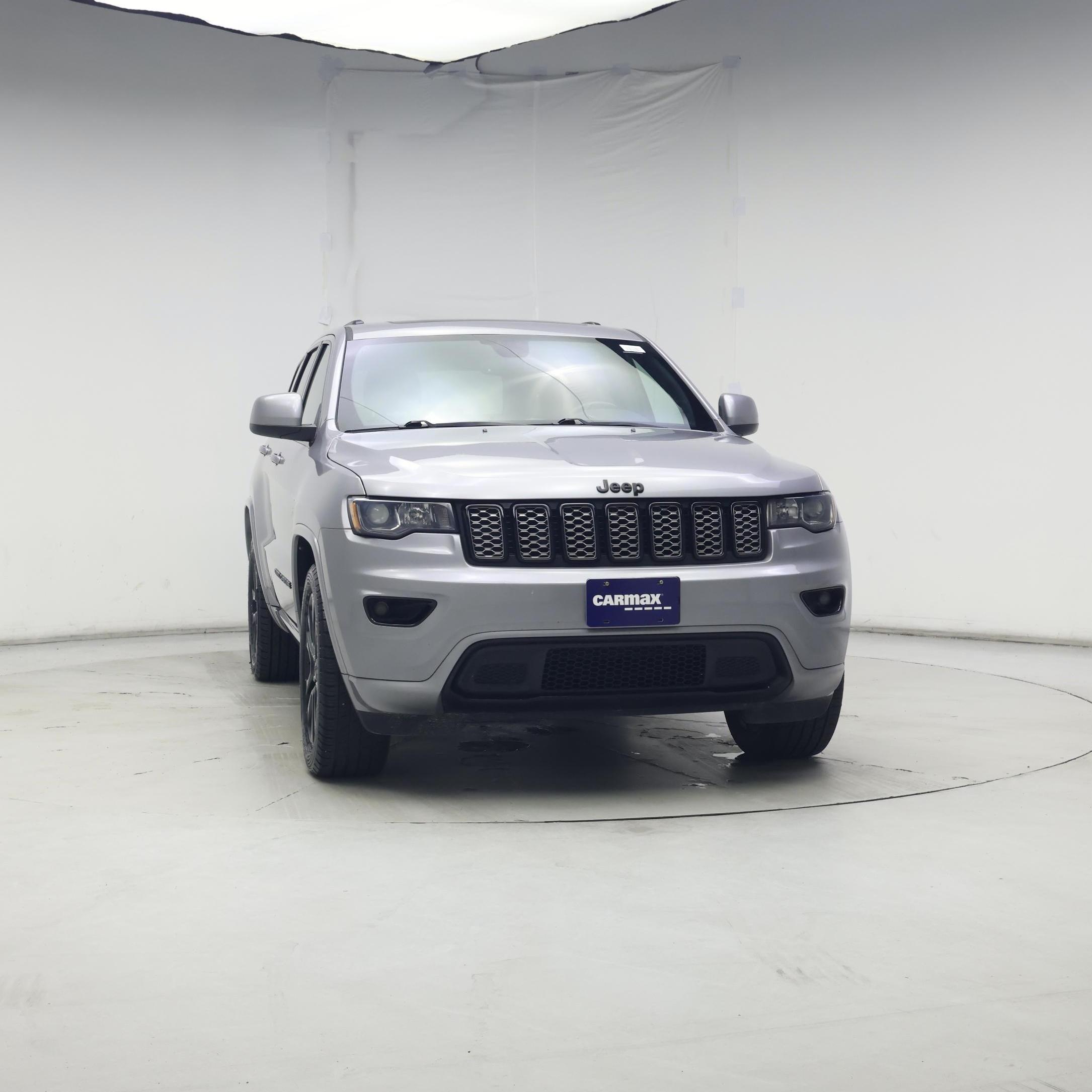 Thumbnail: 2019 Jeep Grand Cherokee - 5