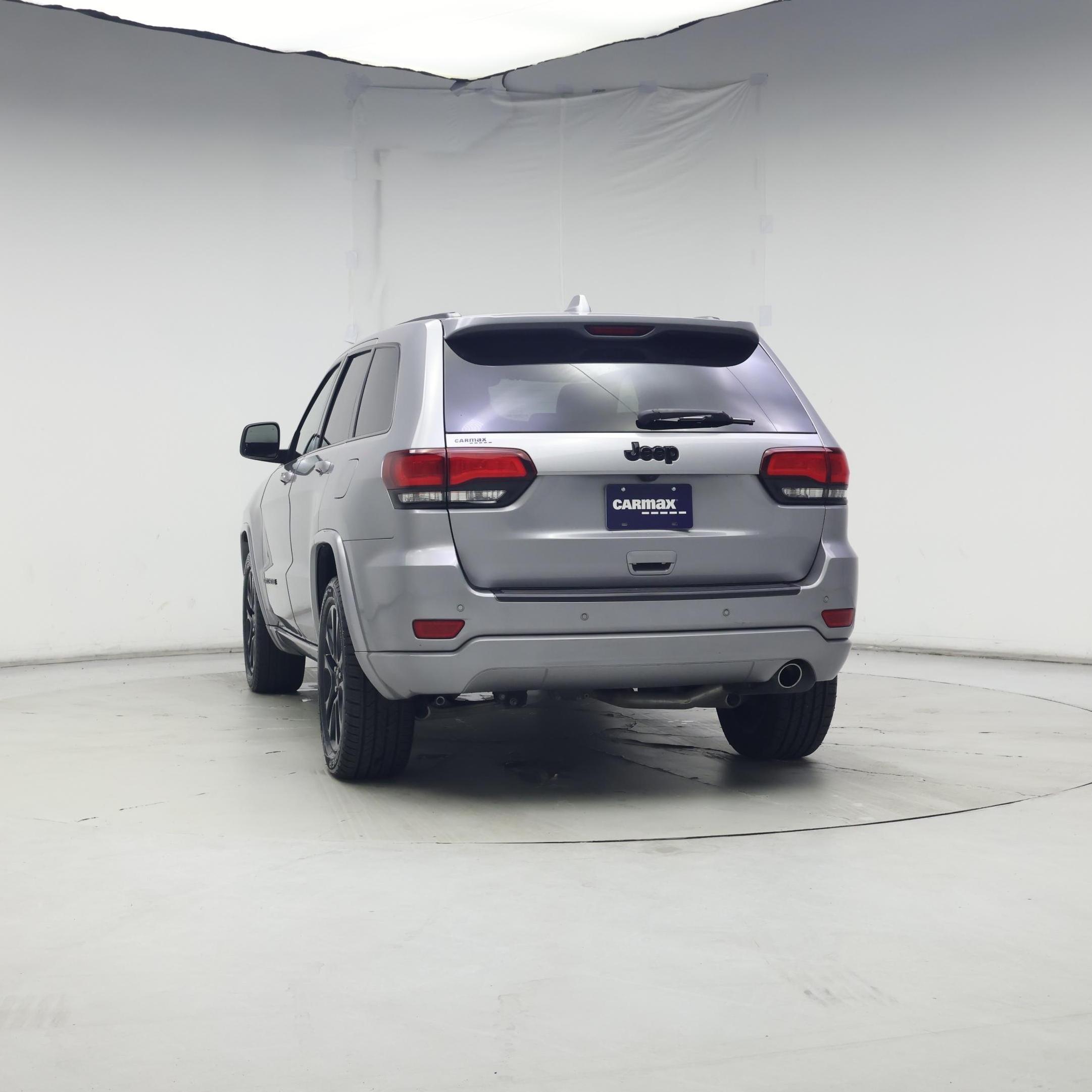 Thumbnail: 2019 Jeep Grand Cherokee - 6