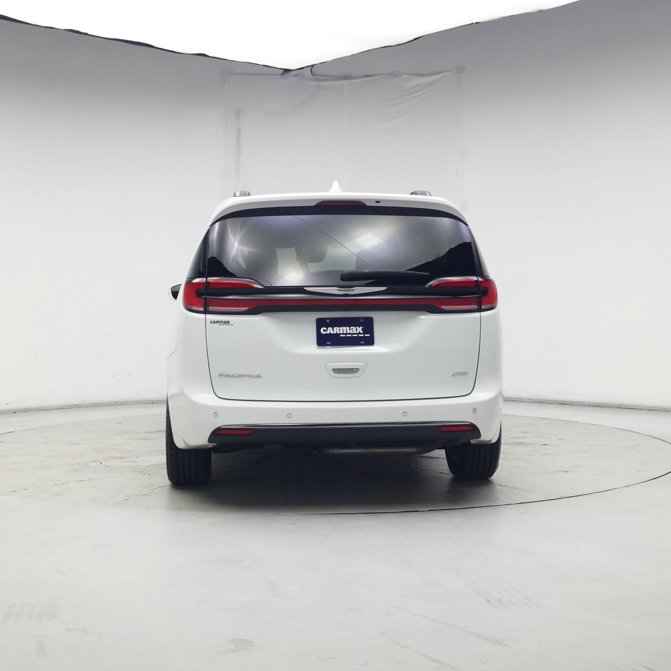 Thumbnail: 2022 Chrysler Pacifica - 6