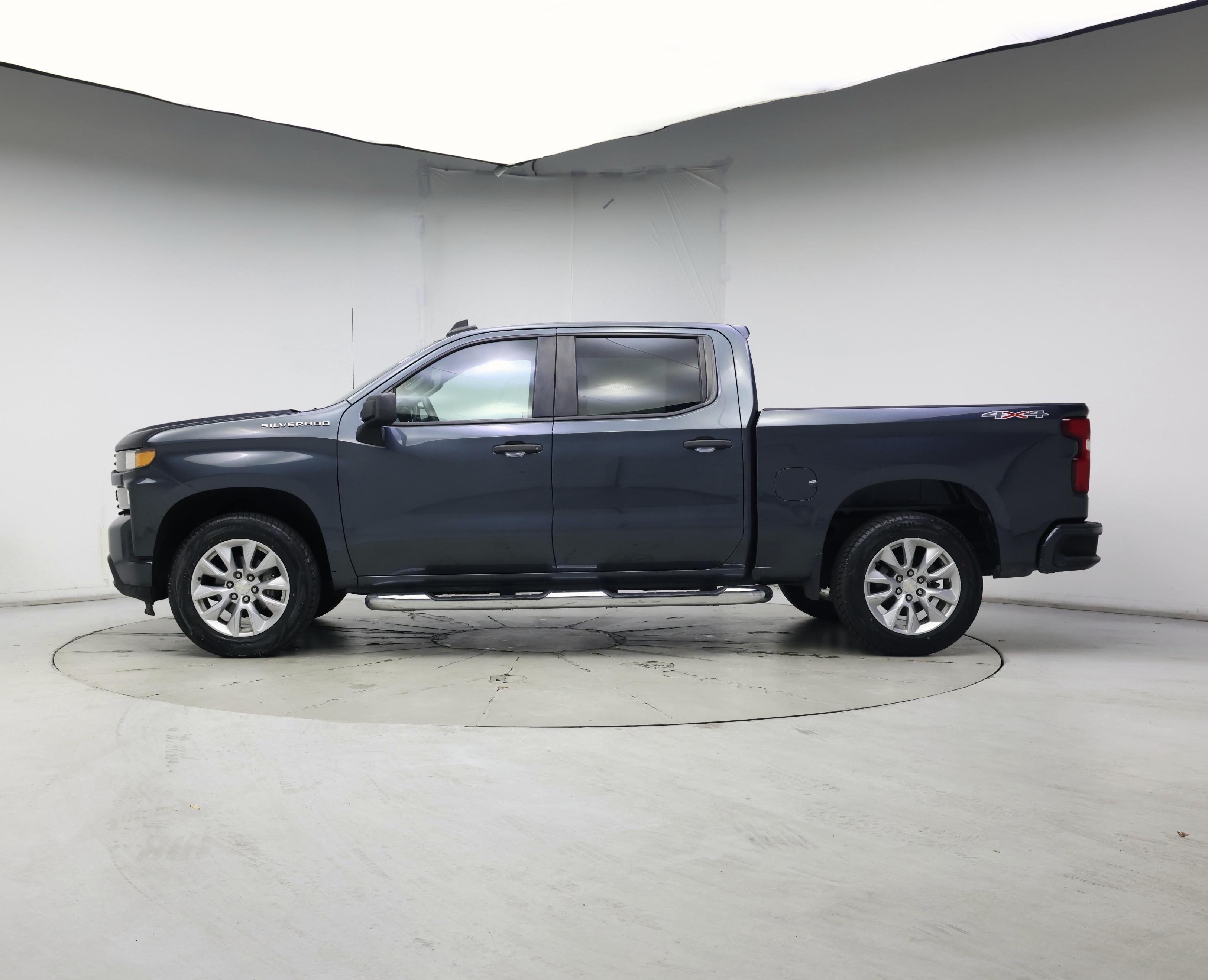 Thumbnail: 2019 Chevrolet Silverado 1500 - 3