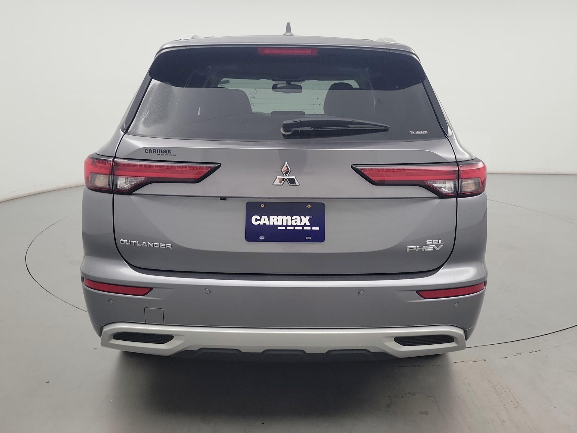 Thumbnail: 2023 Mitsubishi Outlander - 6
