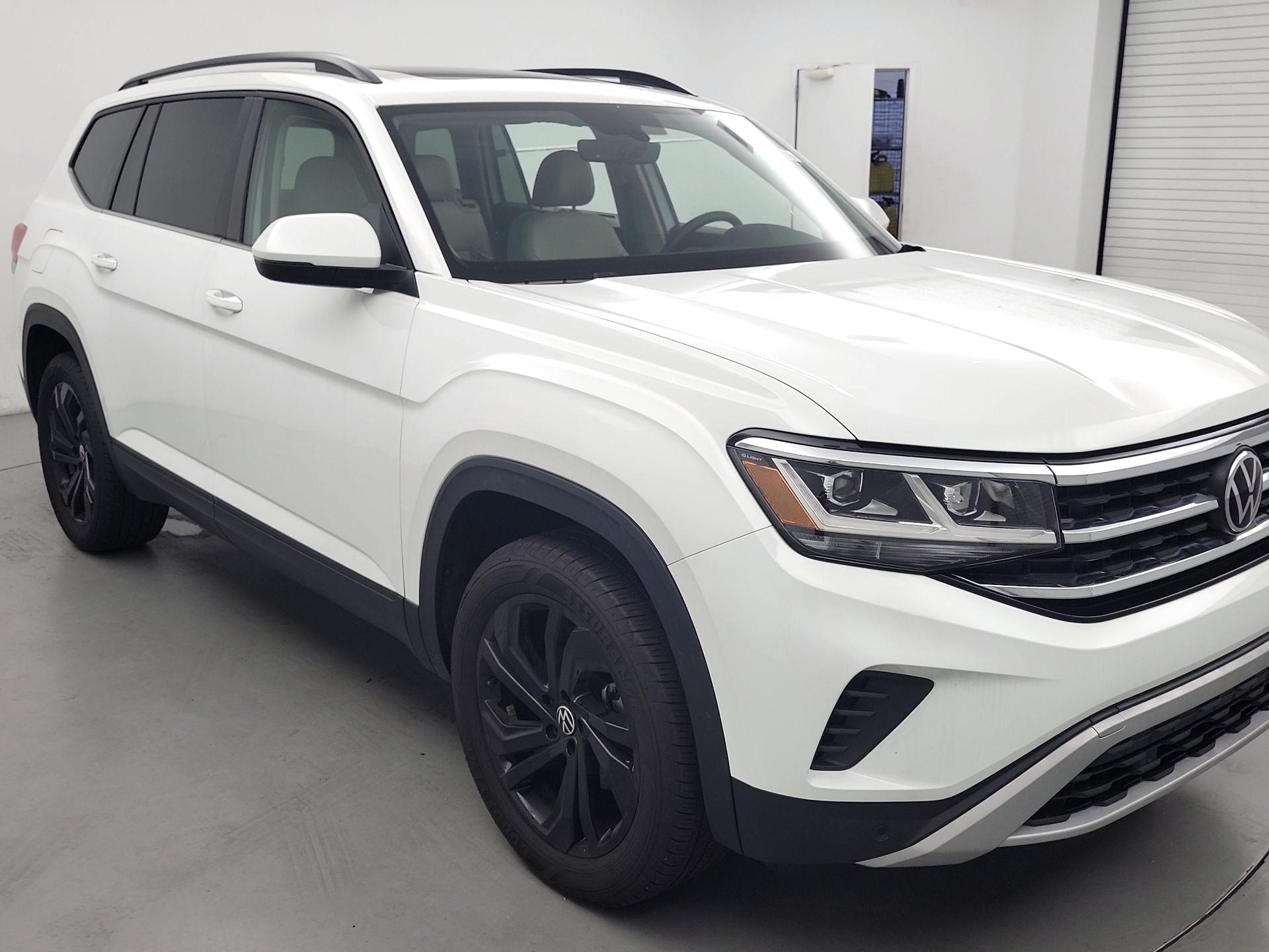 Thumbnail: 2022 Volkswagen Atlas - 1