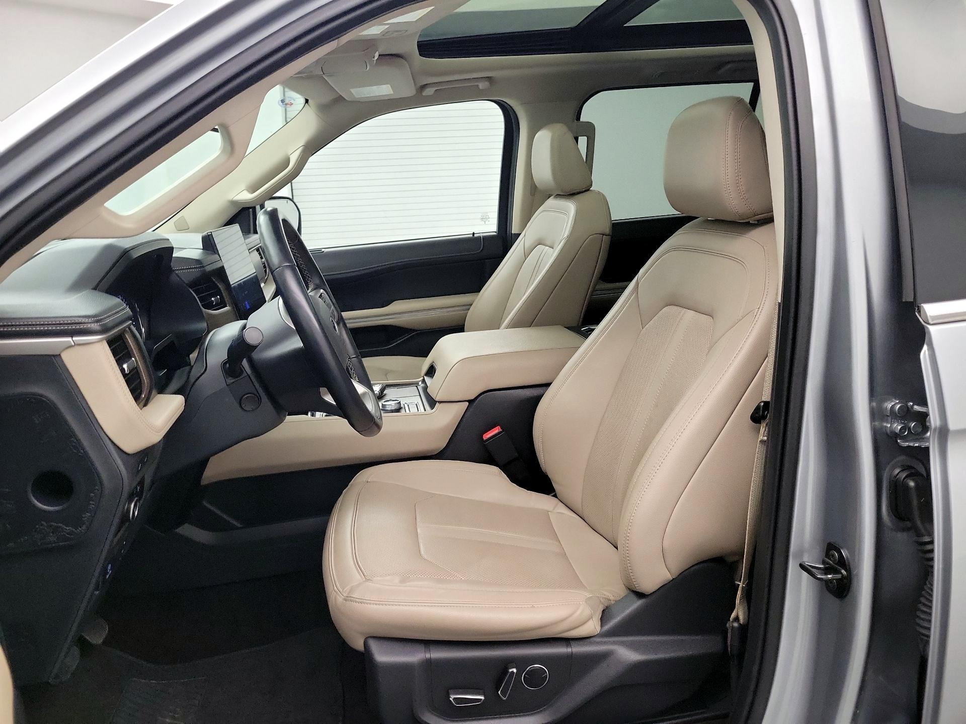 Thumbnail: 2023 Ford Expedition - 11