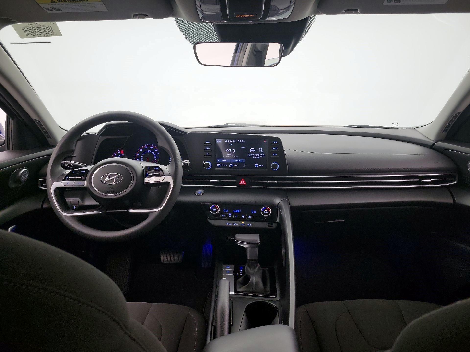 Thumbnail: 2022 Hyundai Elantra - 8