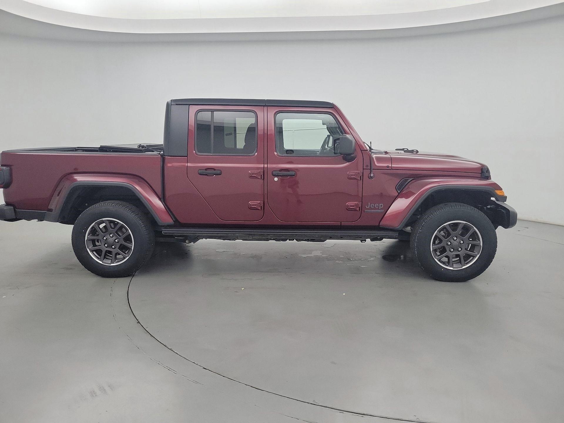 Thumbnail: 2021 Jeep Gladiator - 4