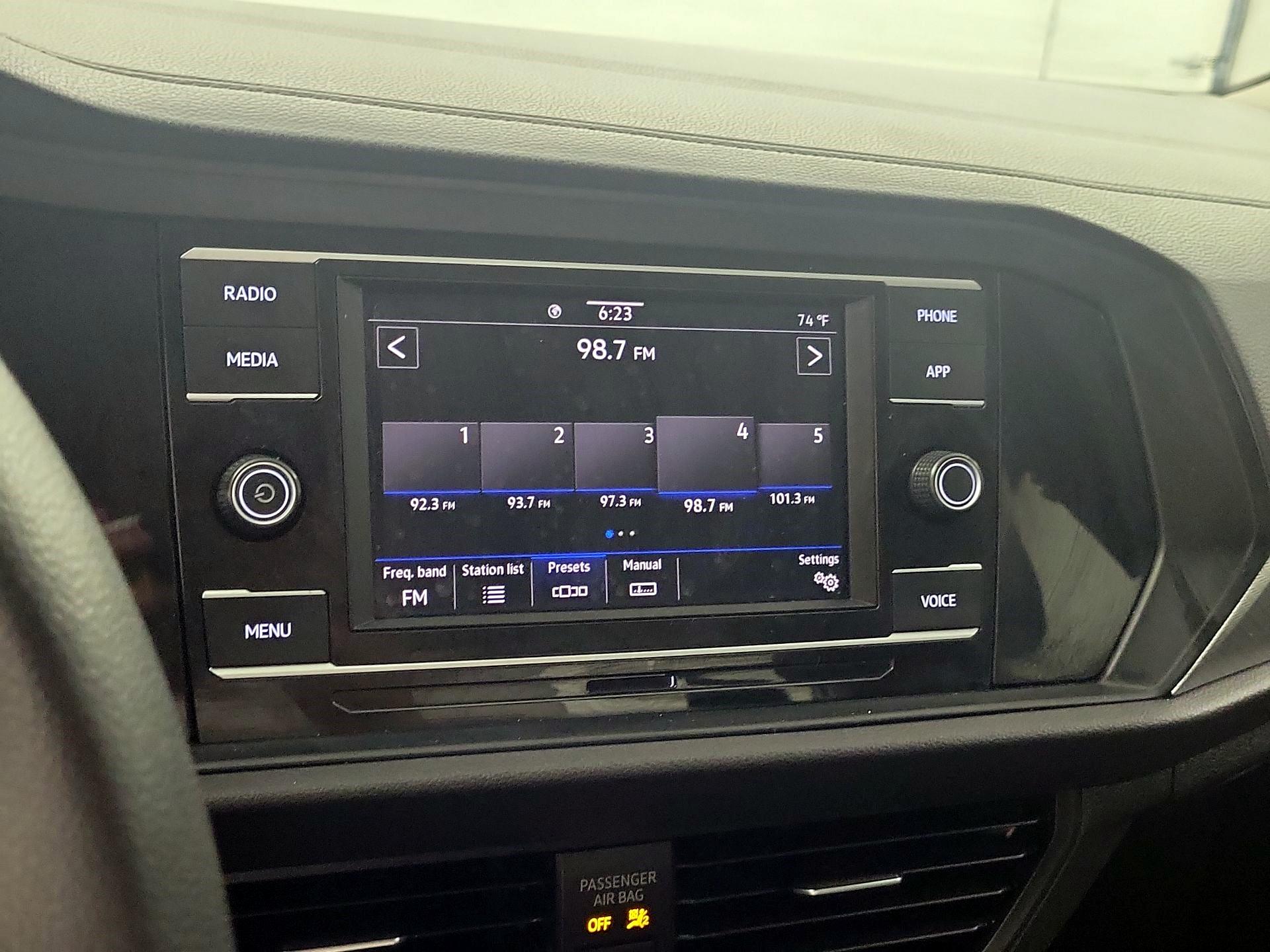 Thumbnail: 2021 Volkswagen Jetta - 13
