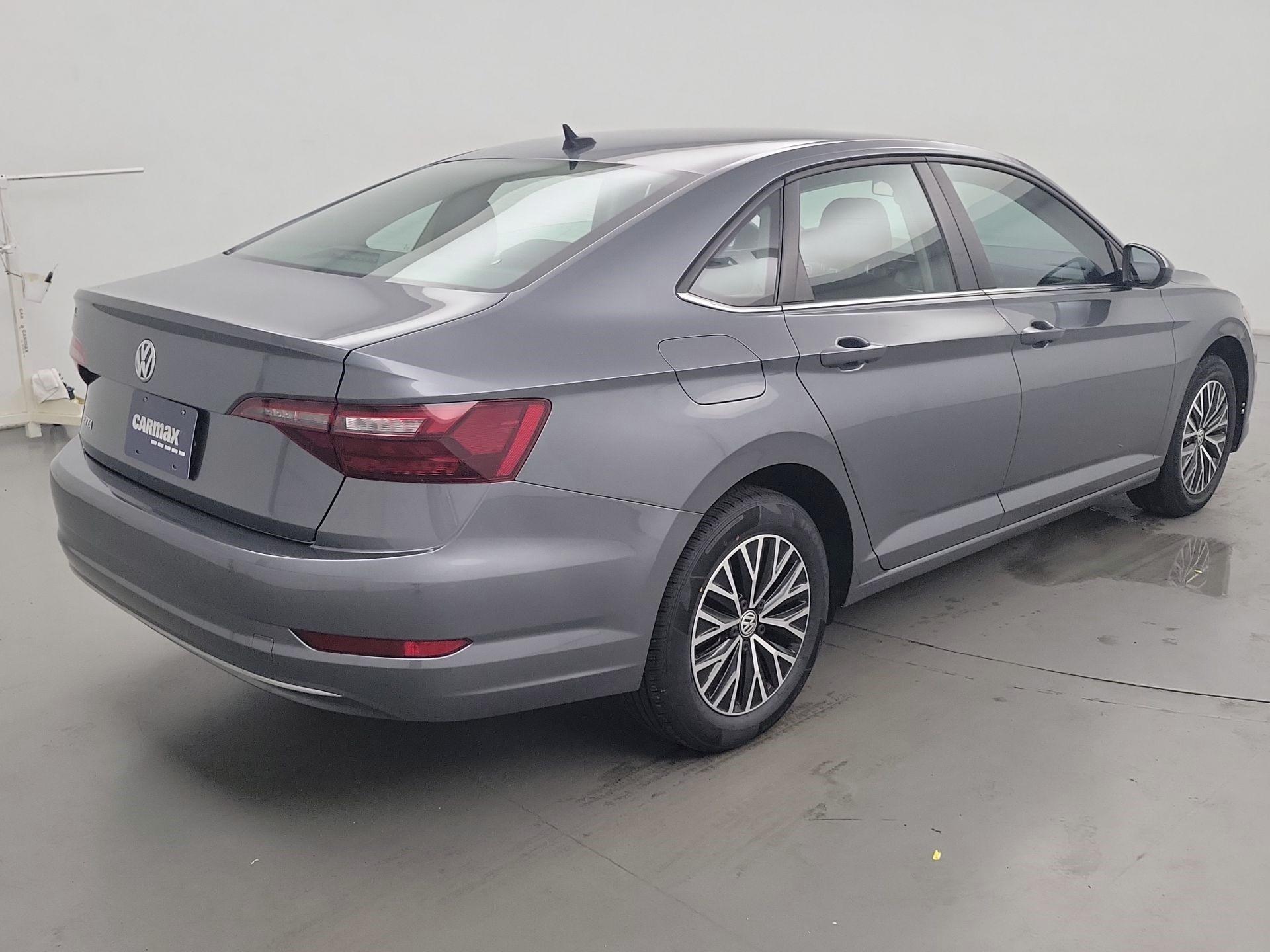 Thumbnail: 2021 Volkswagen Jetta - 5