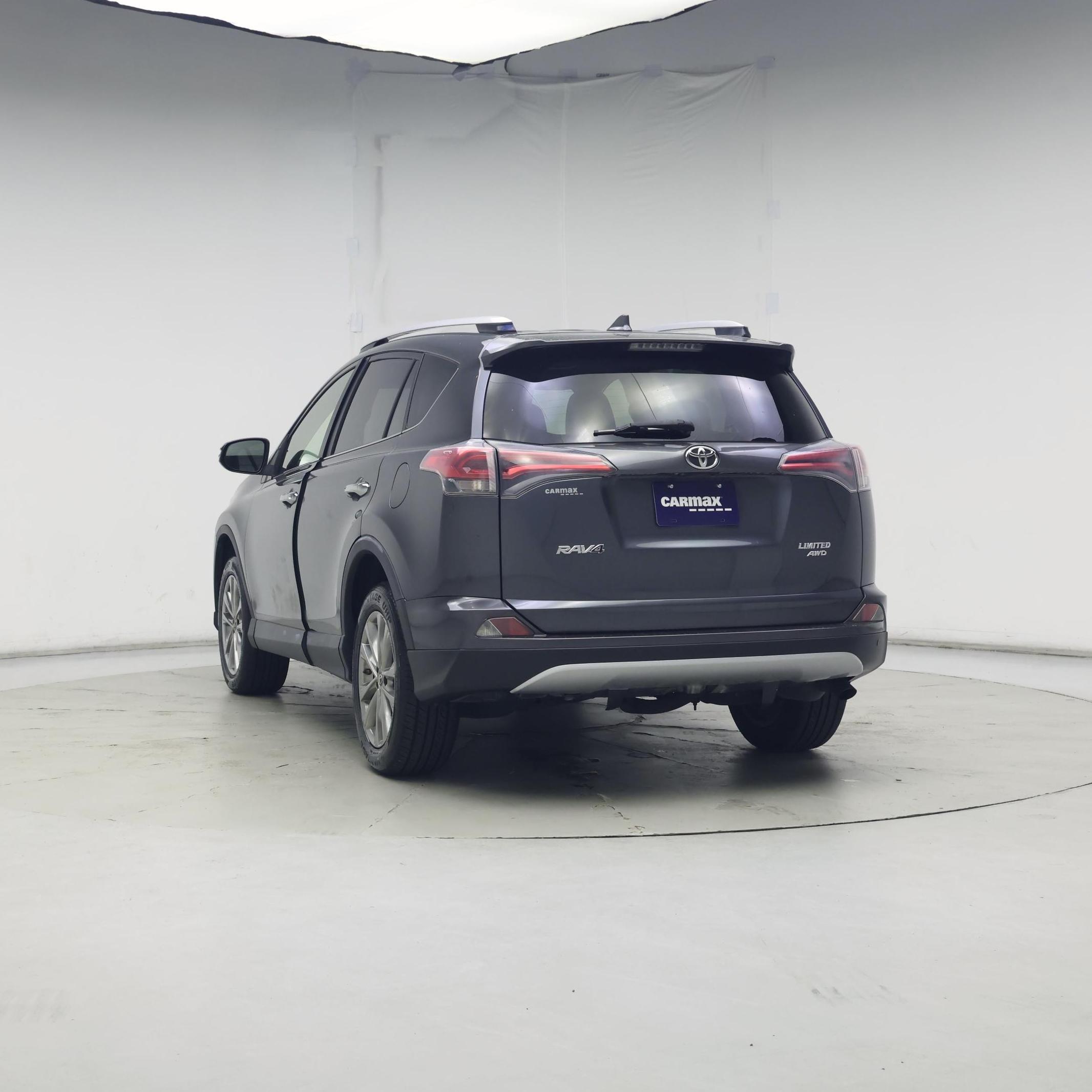 Thumbnail: 2016 Toyota RAV4 - 6