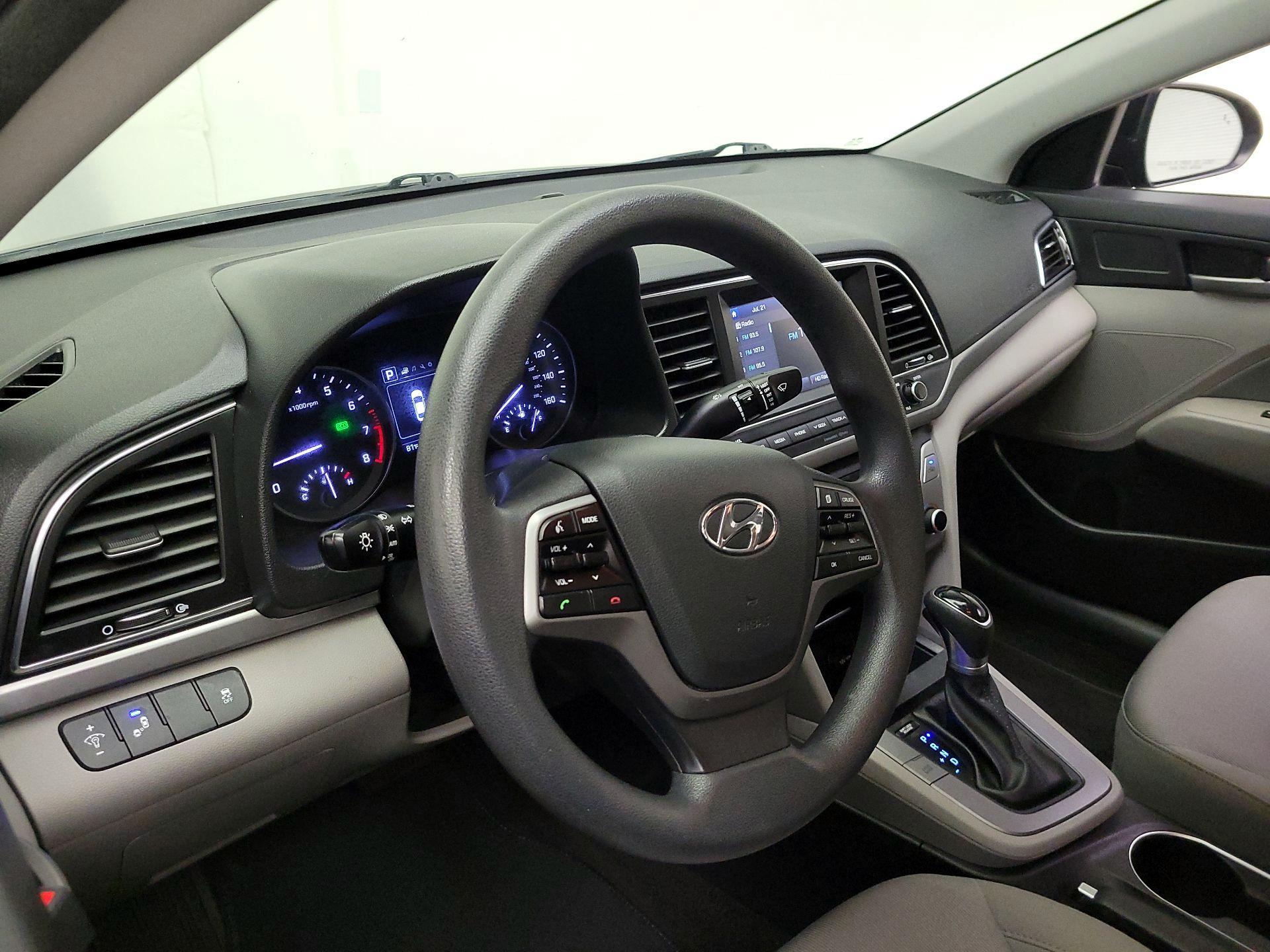 Thumbnail: 2018 Hyundai Elantra - 9