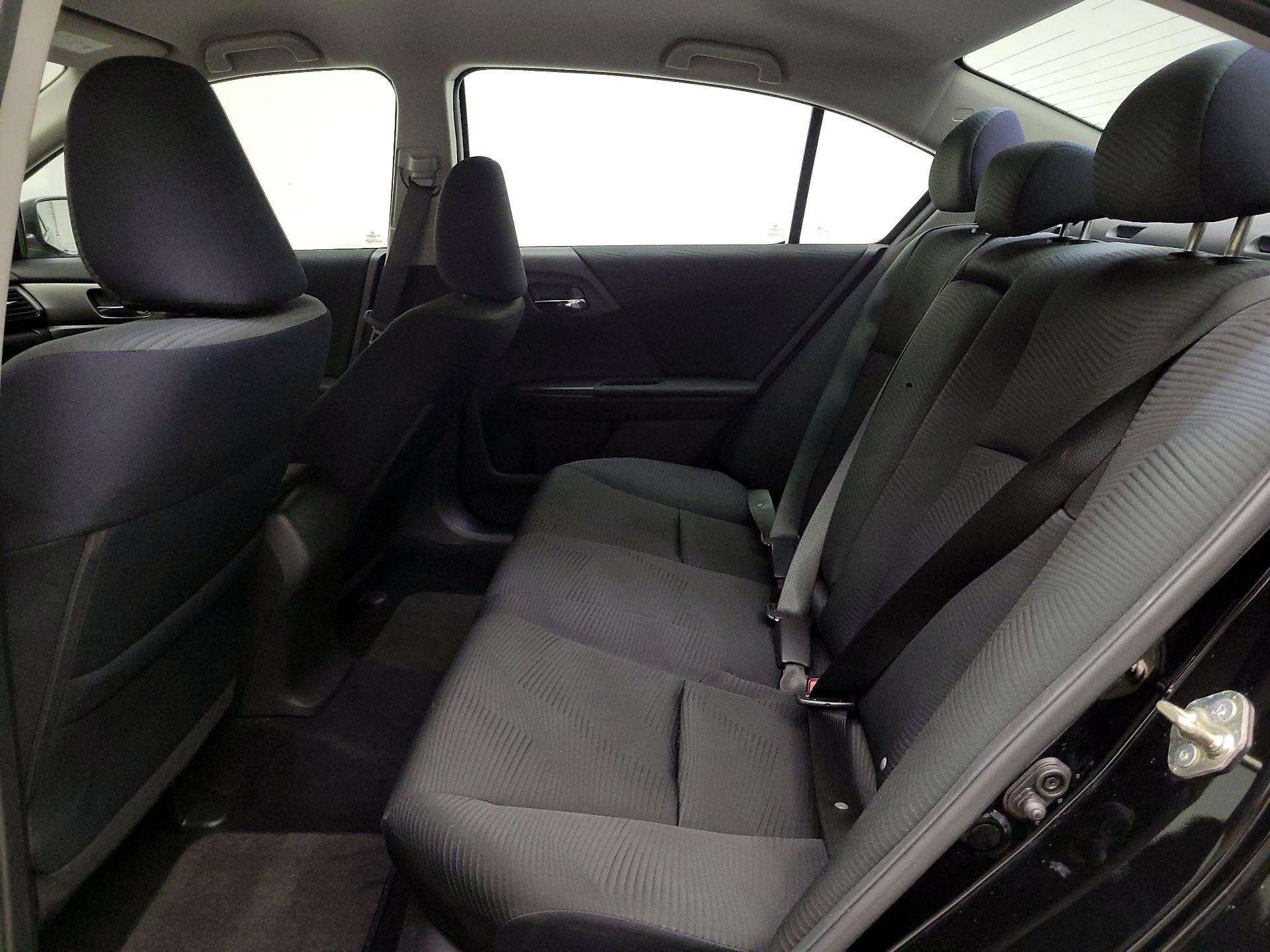 Thumbnail: 2015 Honda Accord - 19