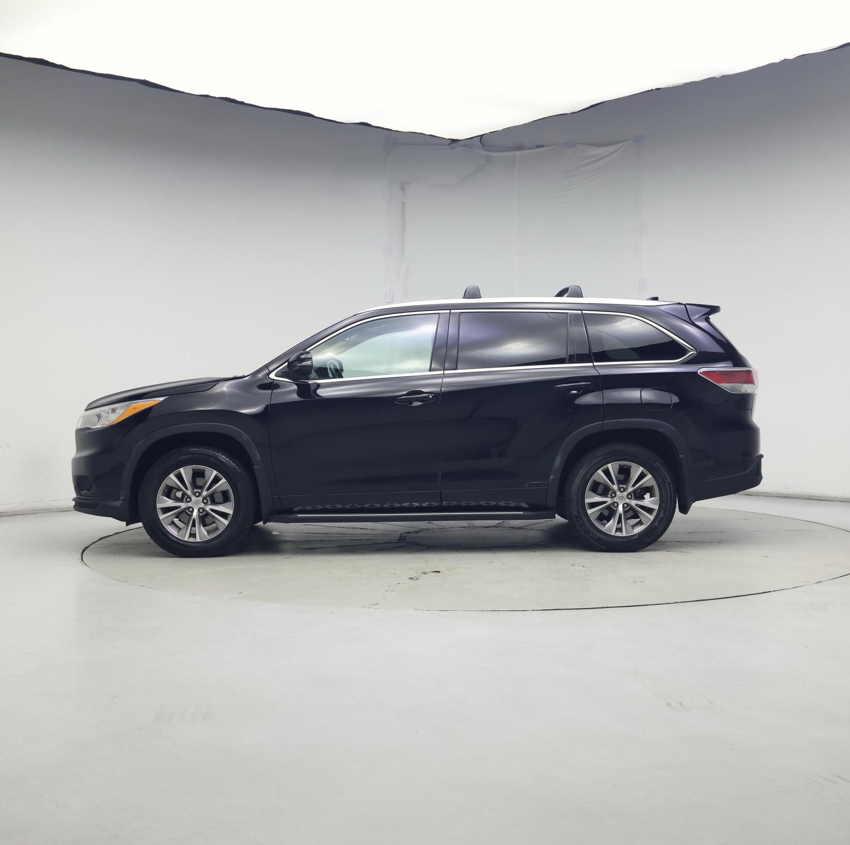 Thumbnail: 2014 Toyota Highlander - 3