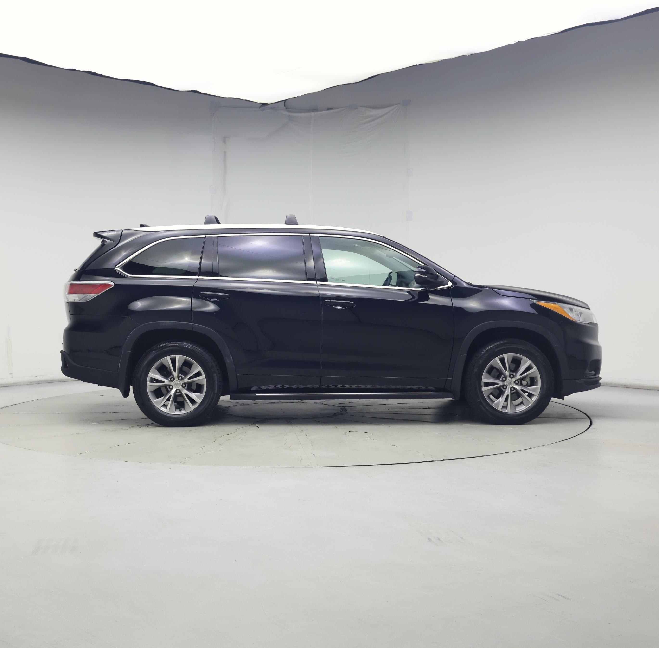 Thumbnail: 2014 Toyota Highlander - 7