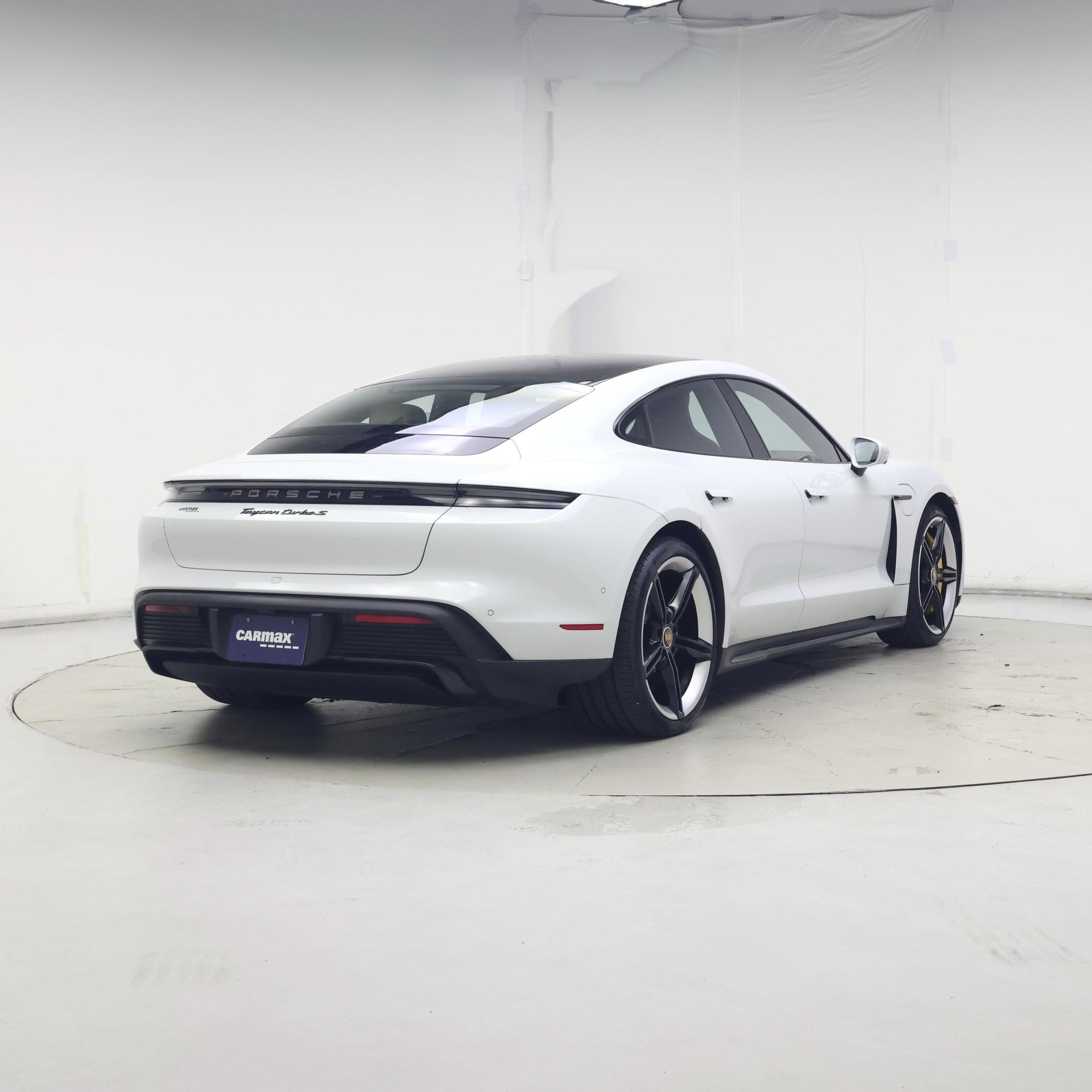Thumbnail: 2020 Porsche Taycan - 8