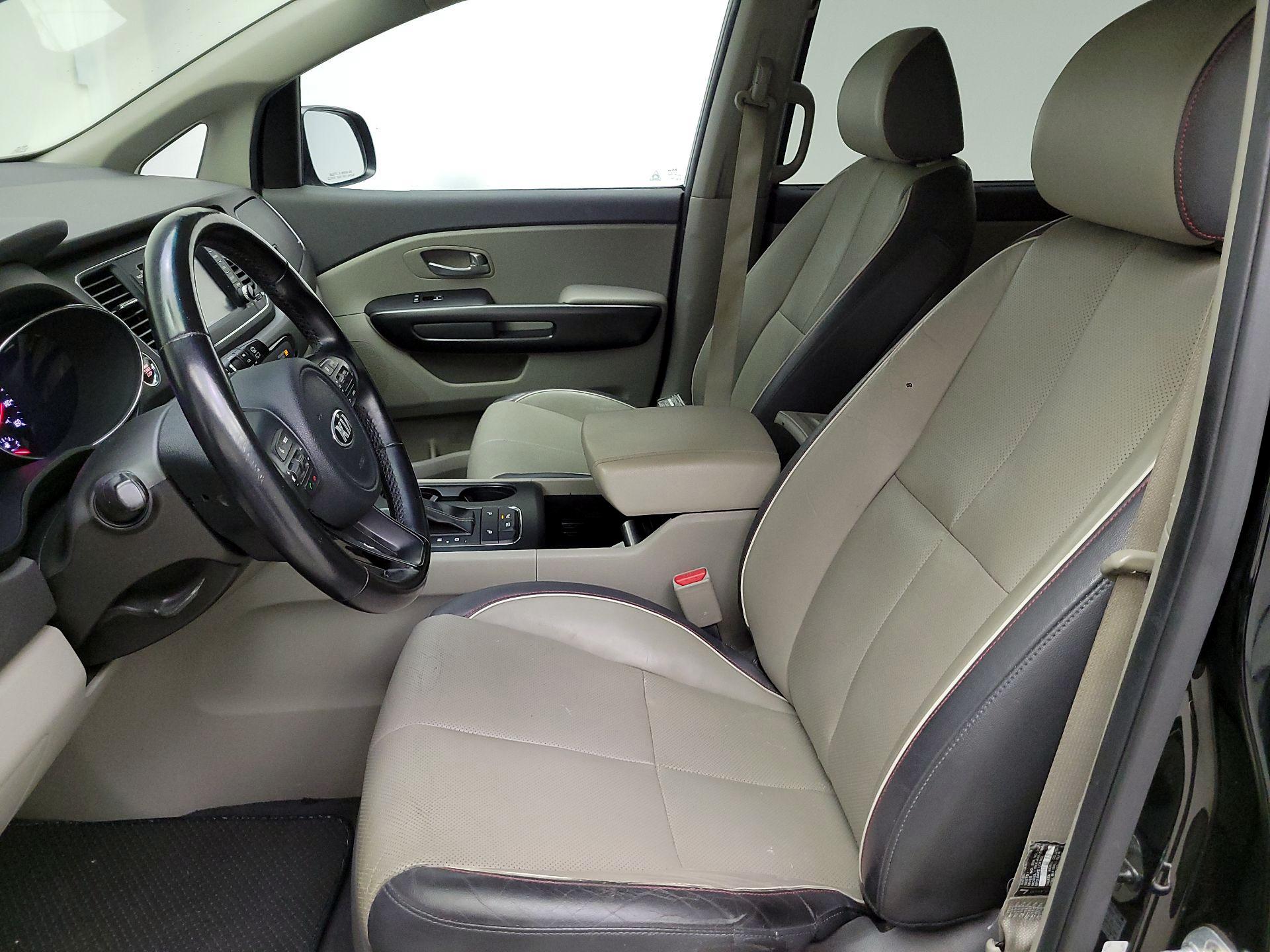 Thumbnail: 2017 Kia Sedona - 11