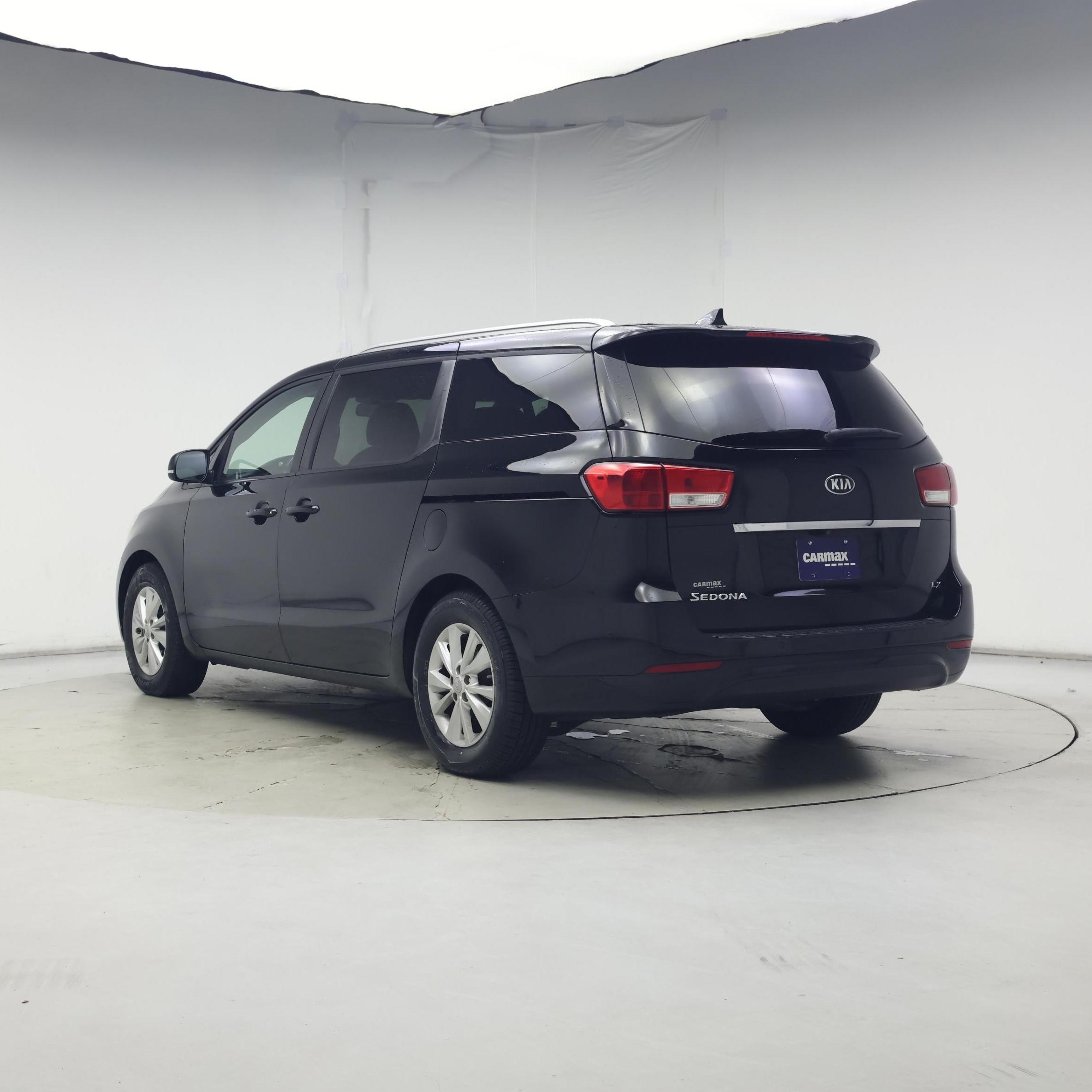 Thumbnail: 2017 Kia Sedona - 2