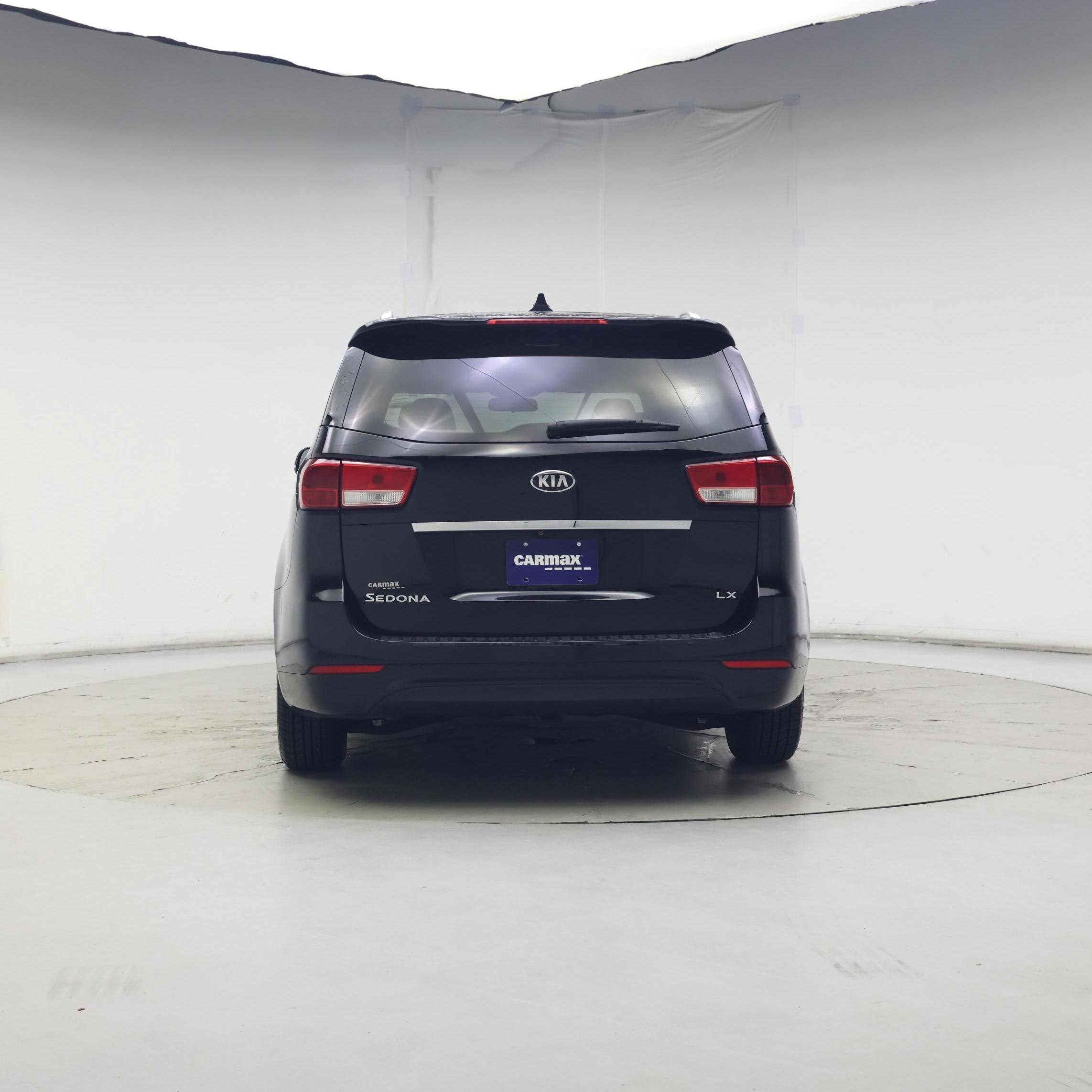 Thumbnail: 2017 Kia Sedona - 6