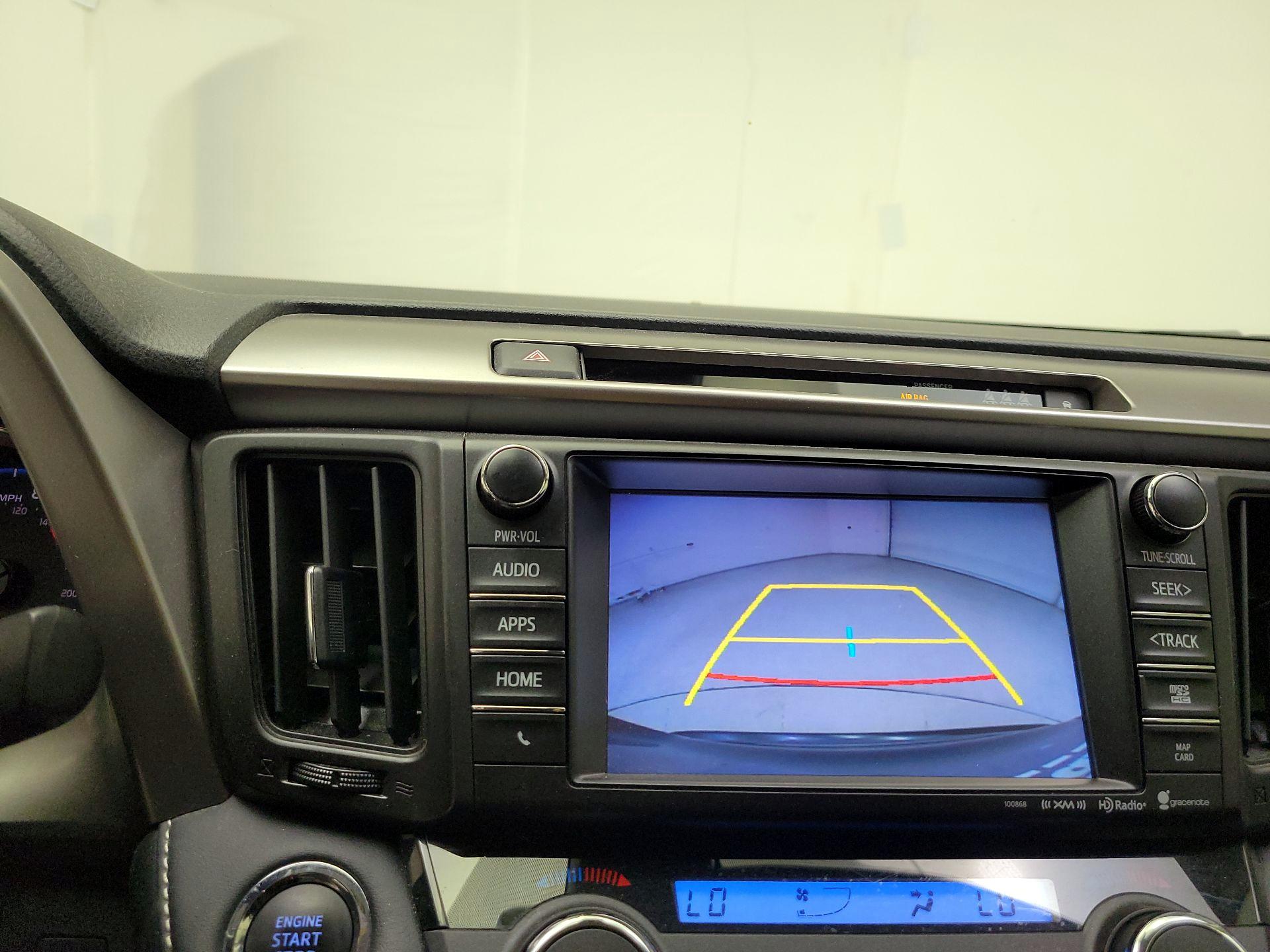 Thumbnail: 2018 Toyota RAV4 - 14