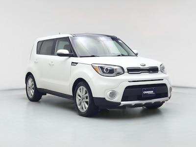 White 2018 Kia Soul +