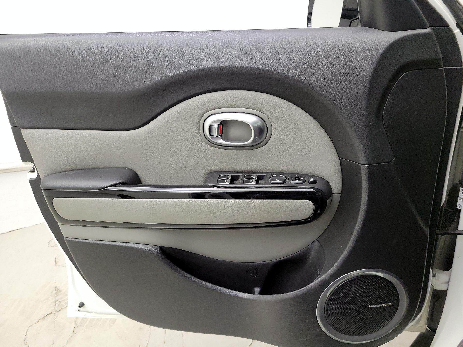 Thumbnail: 2018 Kia Soul - 12