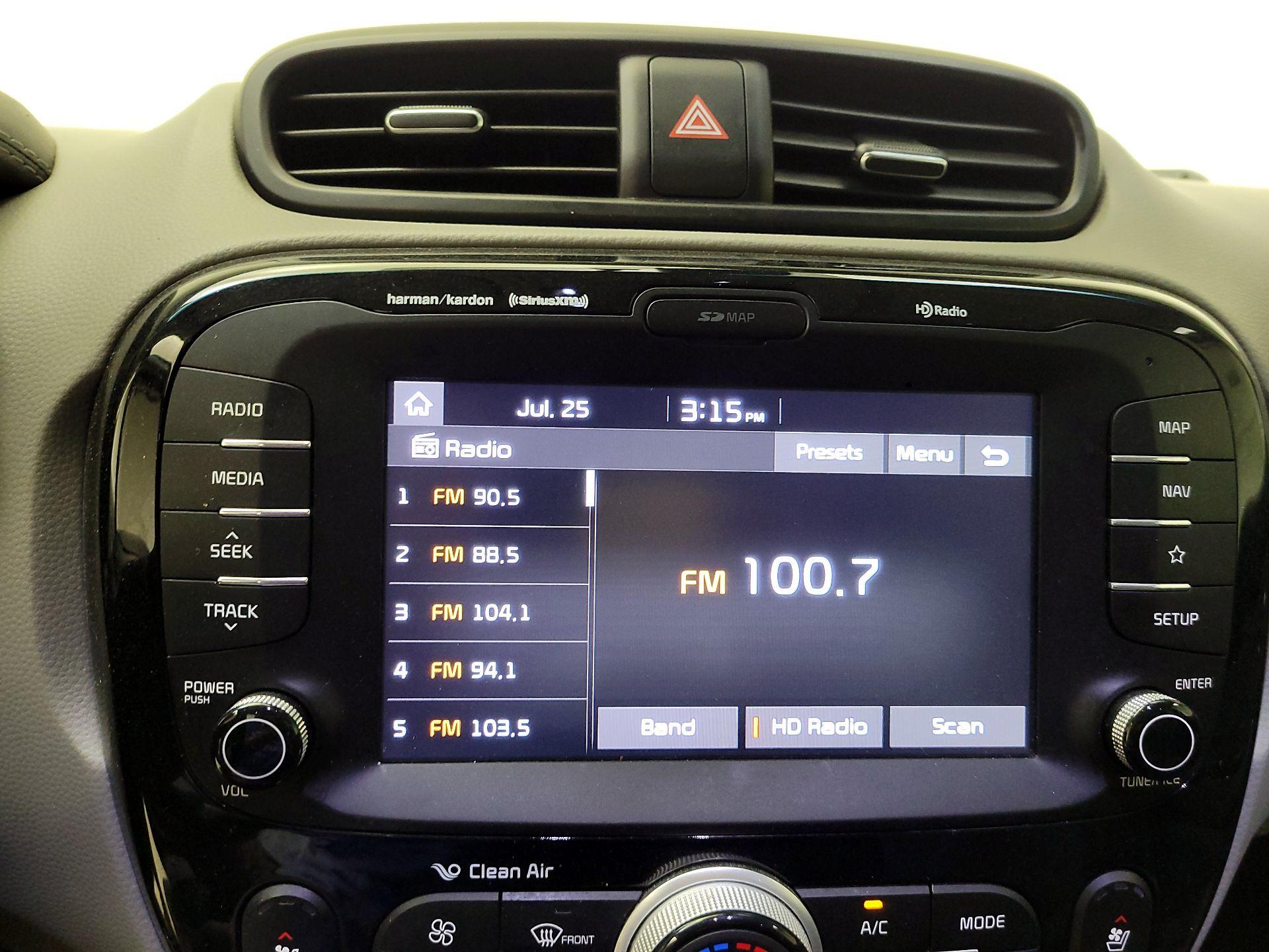 Thumbnail: 2018 Kia Soul - 15