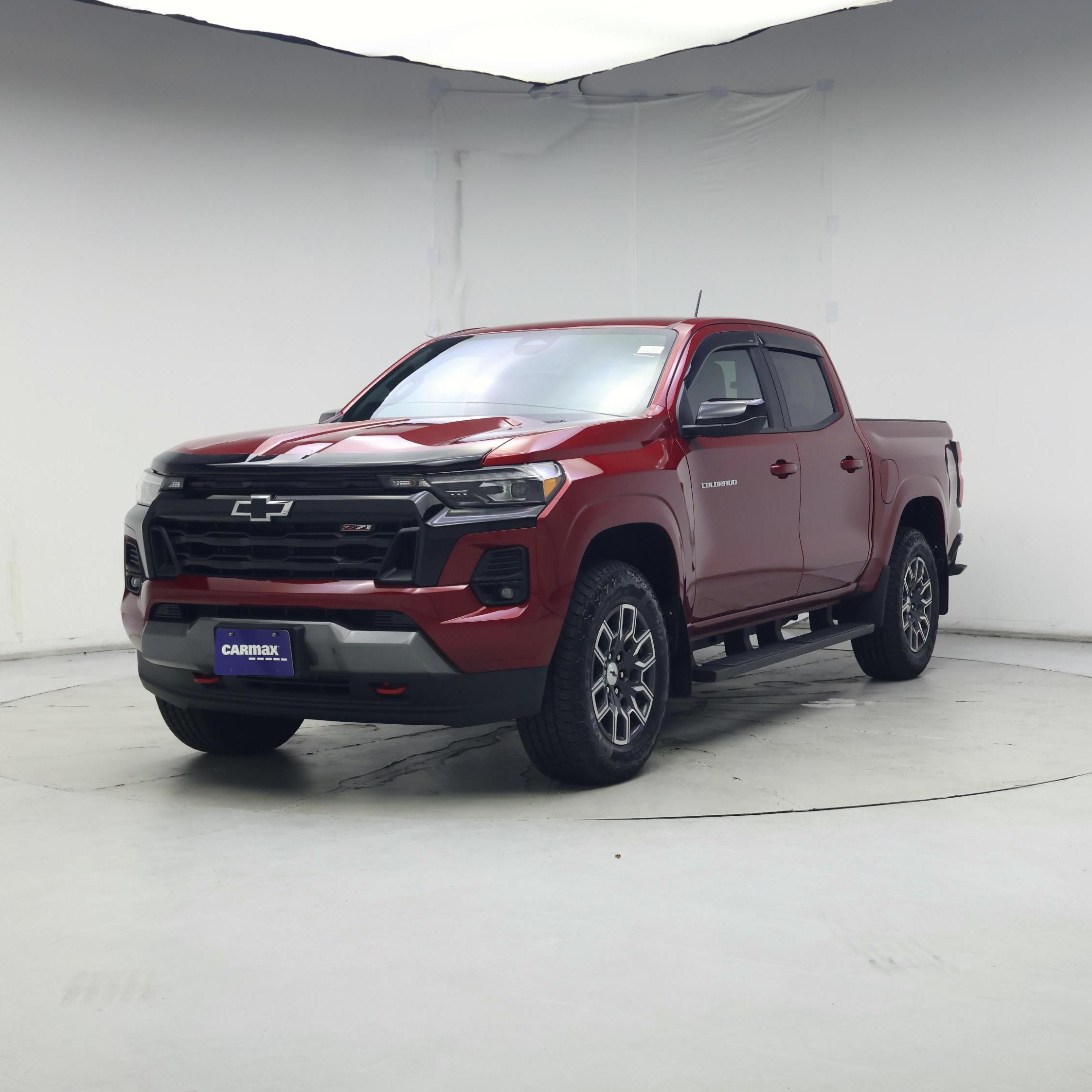 Thumbnail: 2024 Chevrolet Colorado - 4